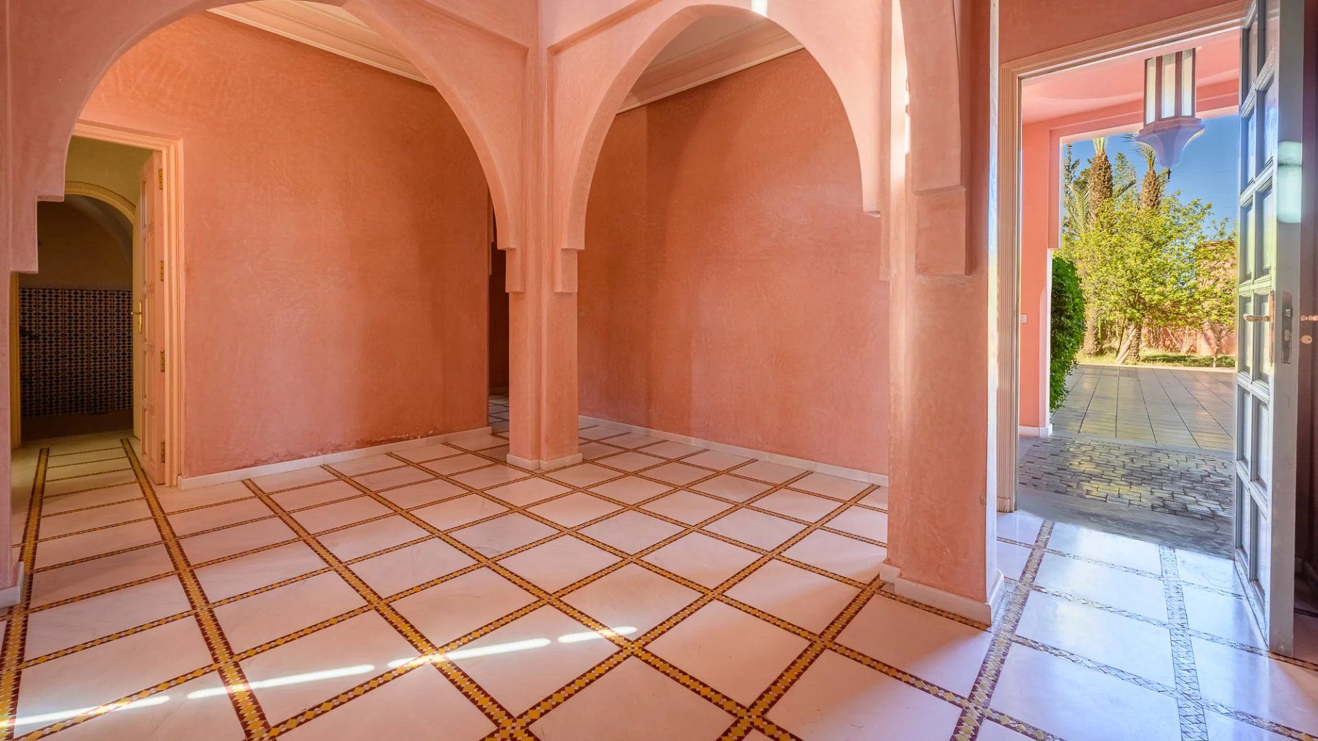 Buy Villa 8&nbsp;rooms 650&nbsp;m² Marrakech