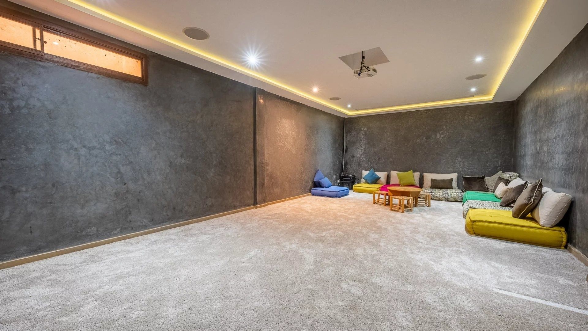 Louer Villa 7&nbsp;pièces 600&nbsp;m² Marrakech