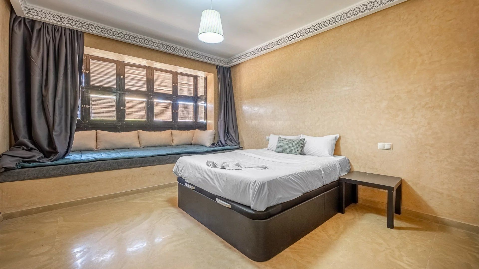 Louer Villa 7&nbsp;pièces 600&nbsp;m² Marrakech