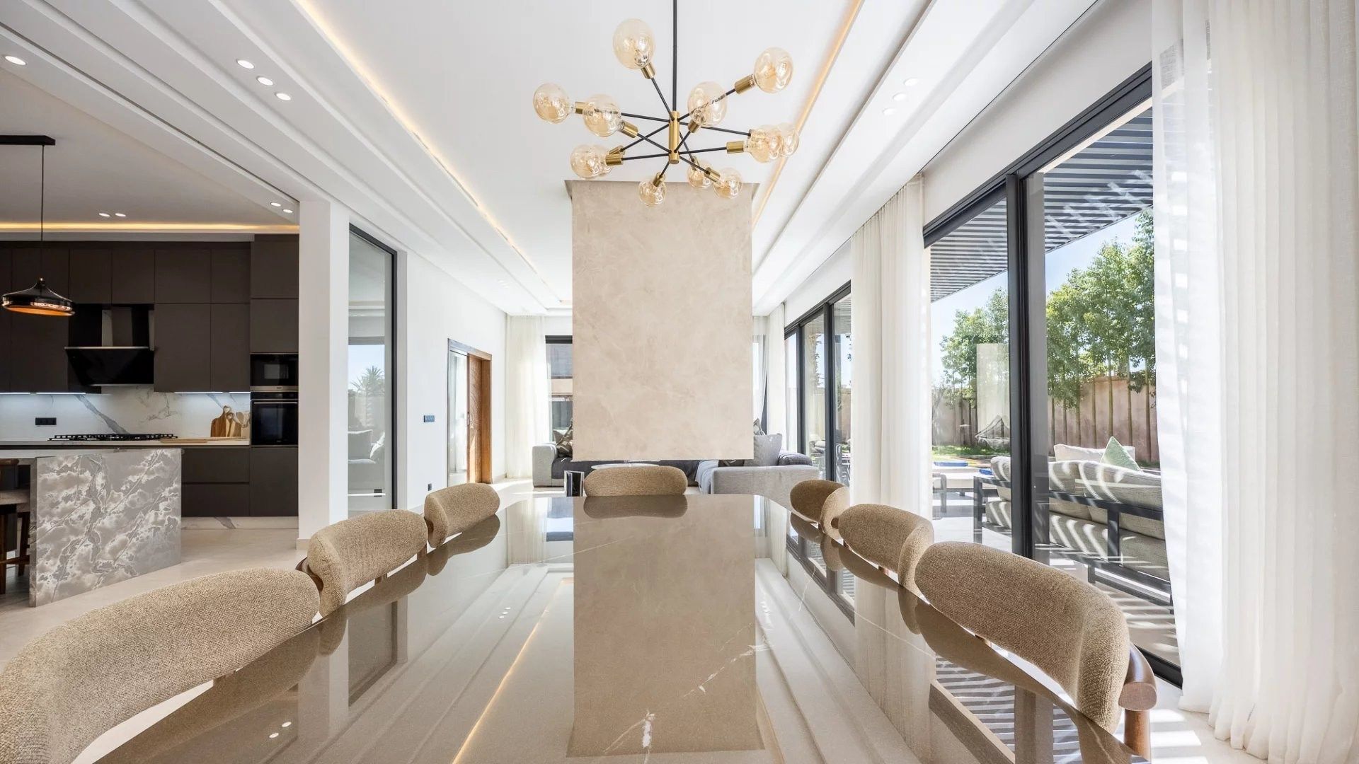 Louer Villa 8&nbsp;pièces 450&nbsp;m² Marrakech