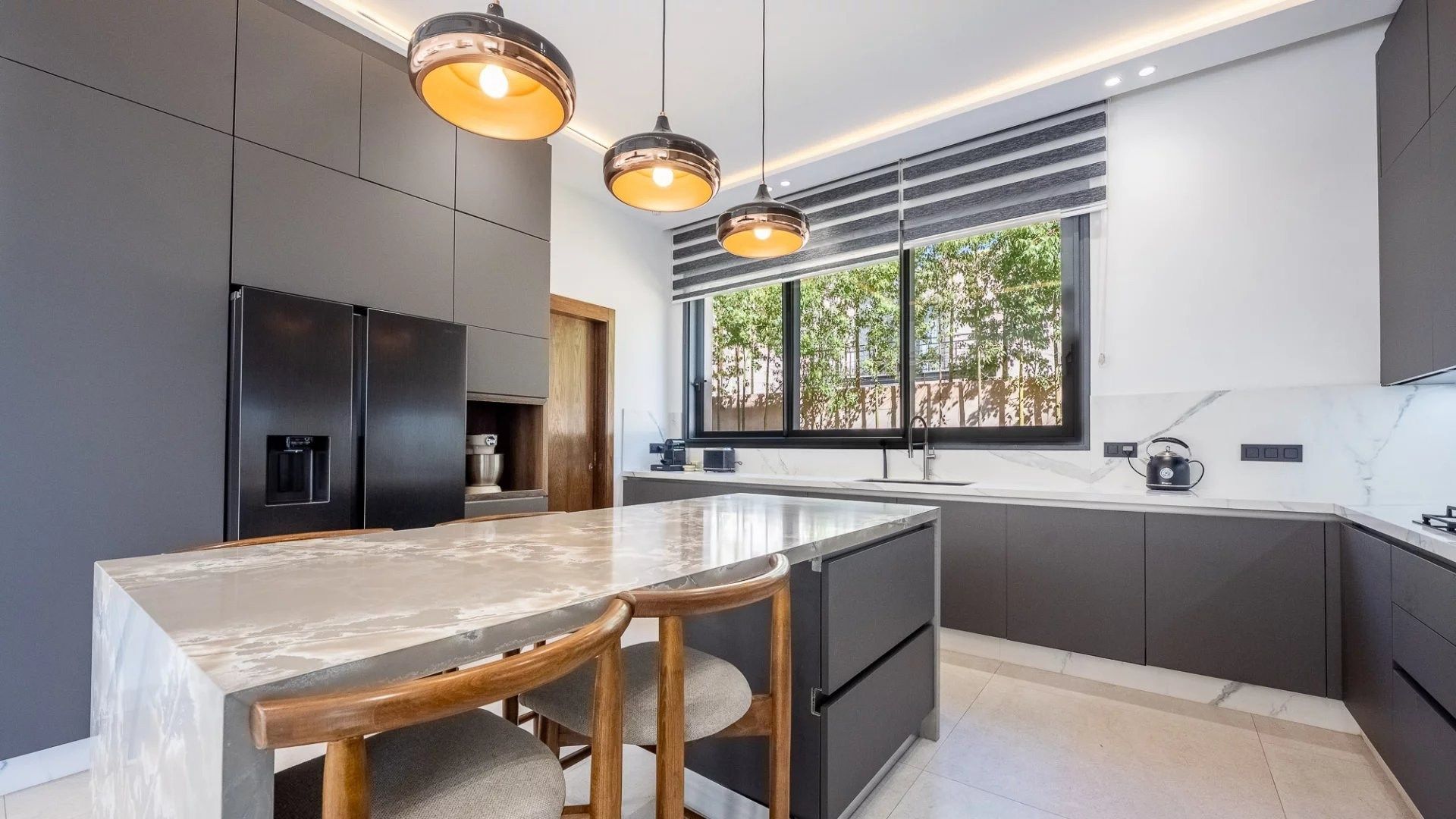 Louer Villa 8&nbsp;pièces 450&nbsp;m² Marrakech