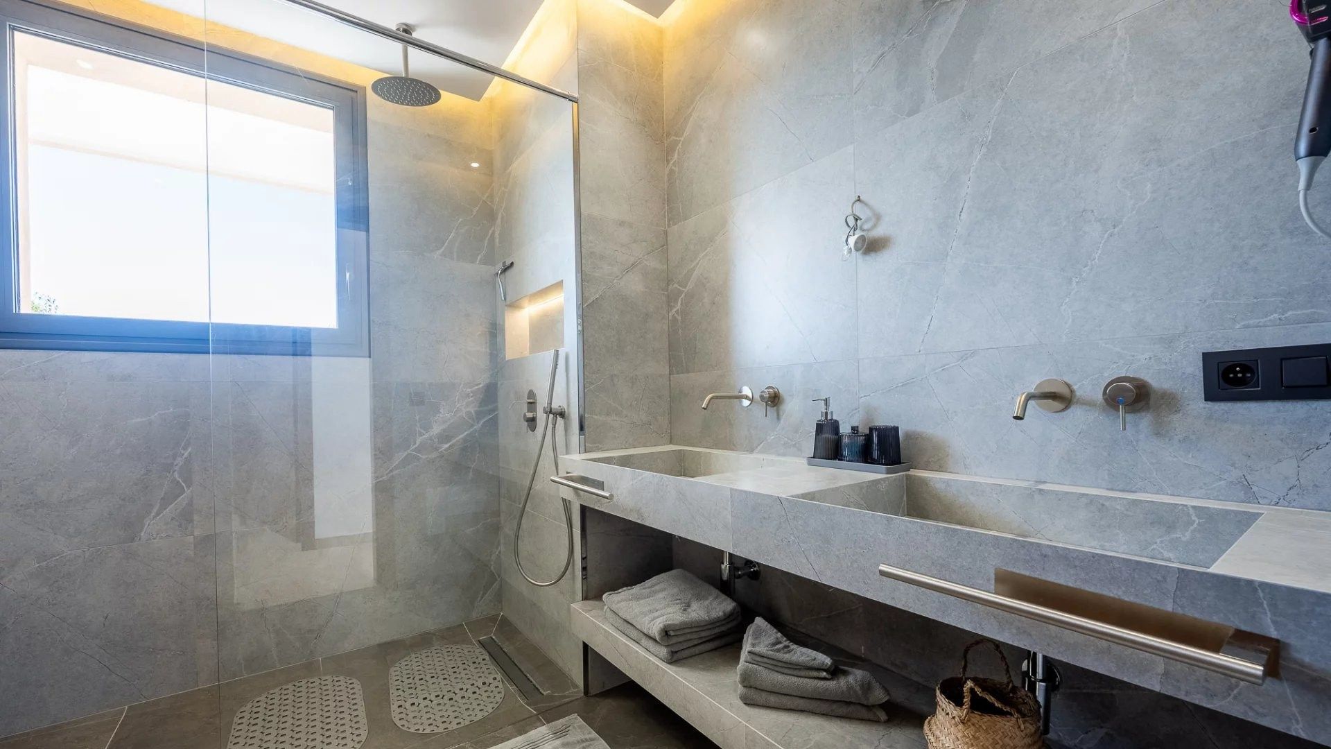 Louer Villa 8&nbsp;pièces 450&nbsp;m² Marrakech