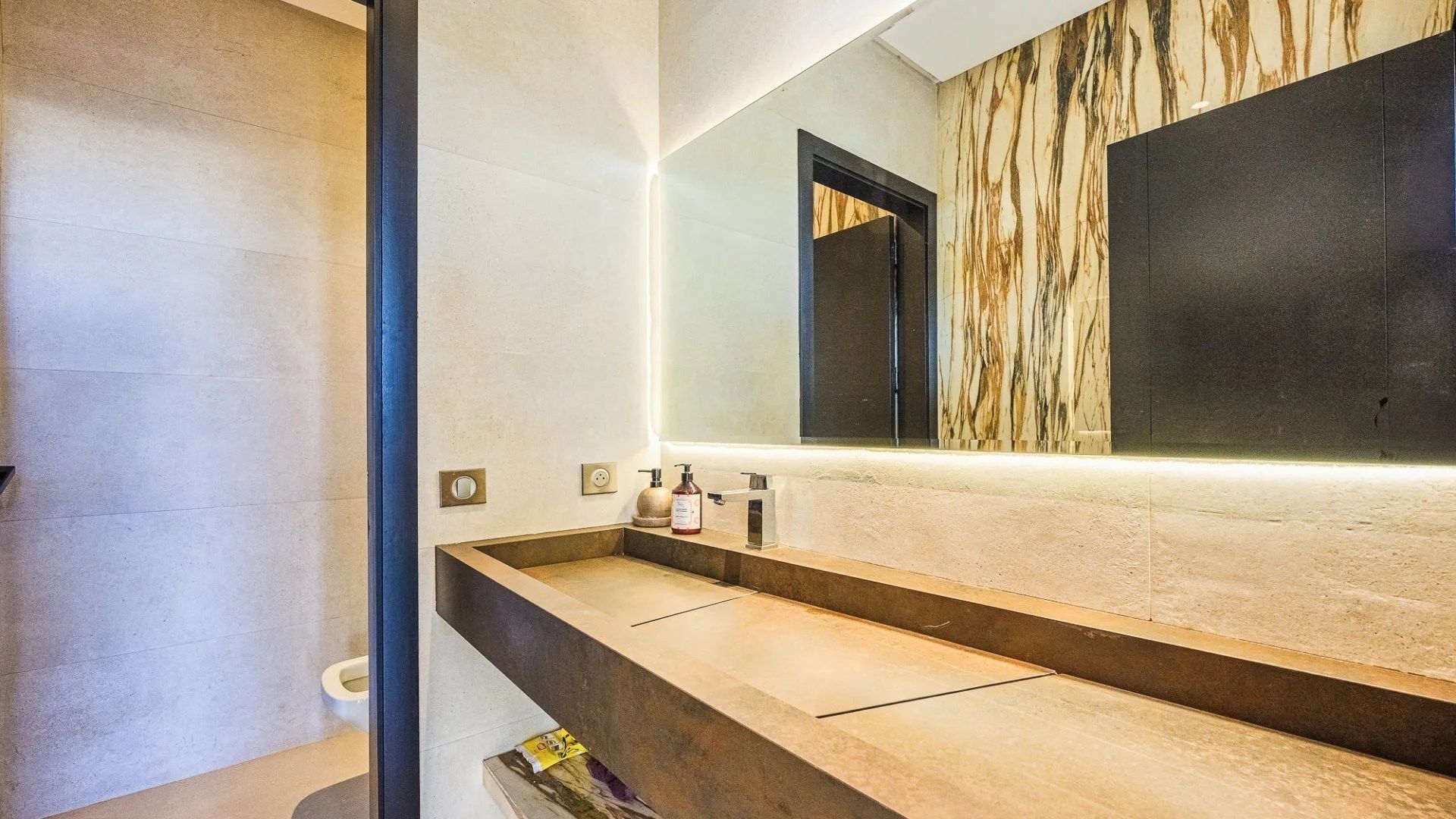 Buy Villa 9&nbsp;rooms 600&nbsp;m² Marrakech