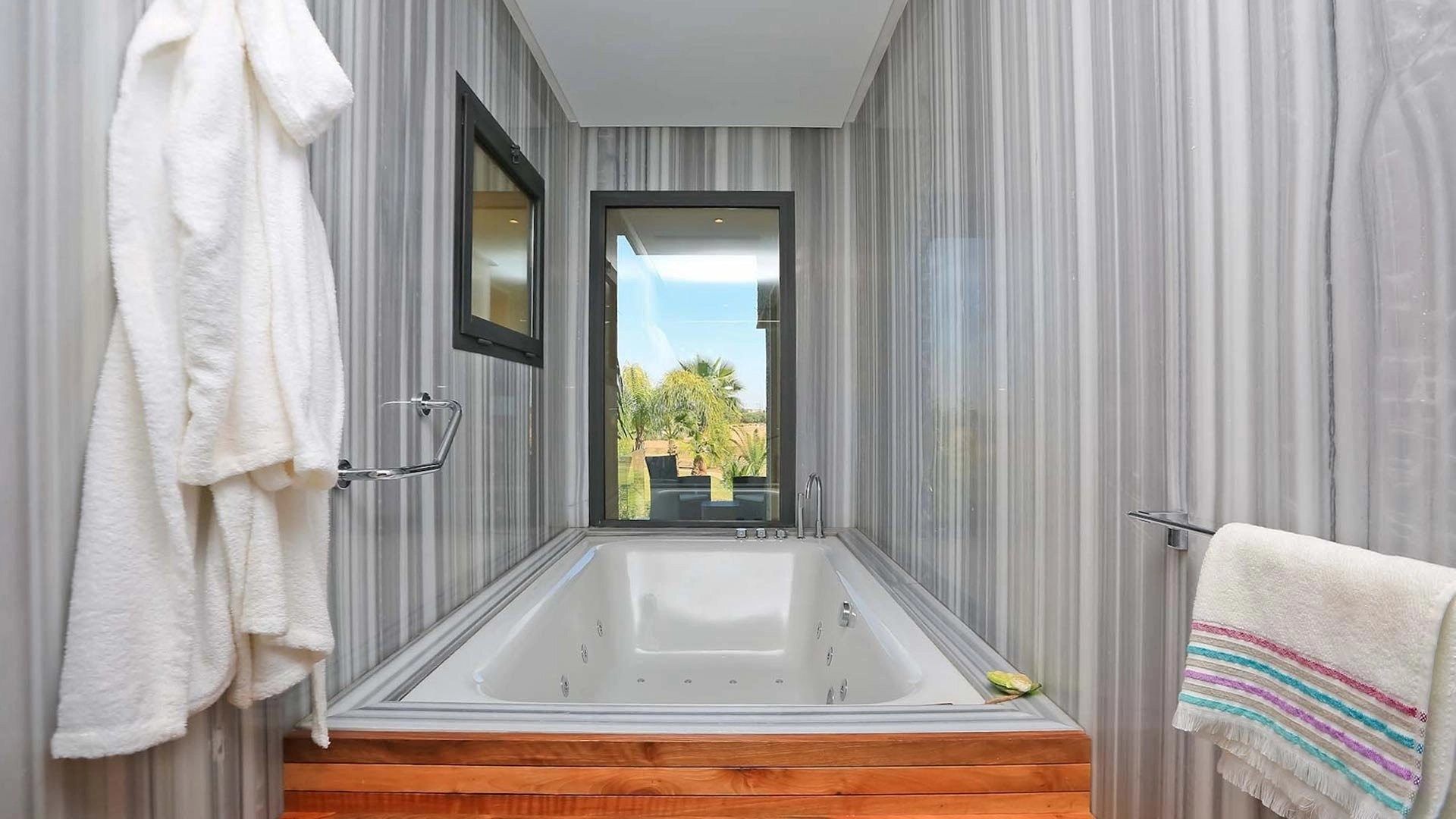 Buy Villa 8&nbsp;rooms 450&nbsp;m² Marrakech