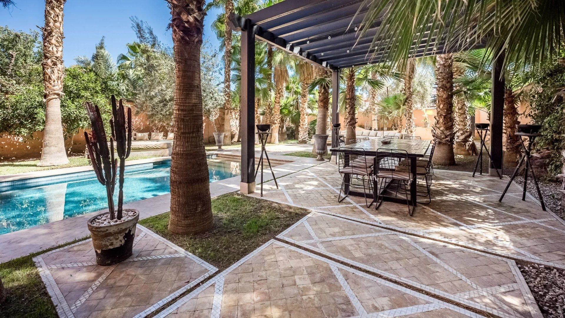 Louer Villa 5&nbsp;pièces 300&nbsp;m² Marrakech