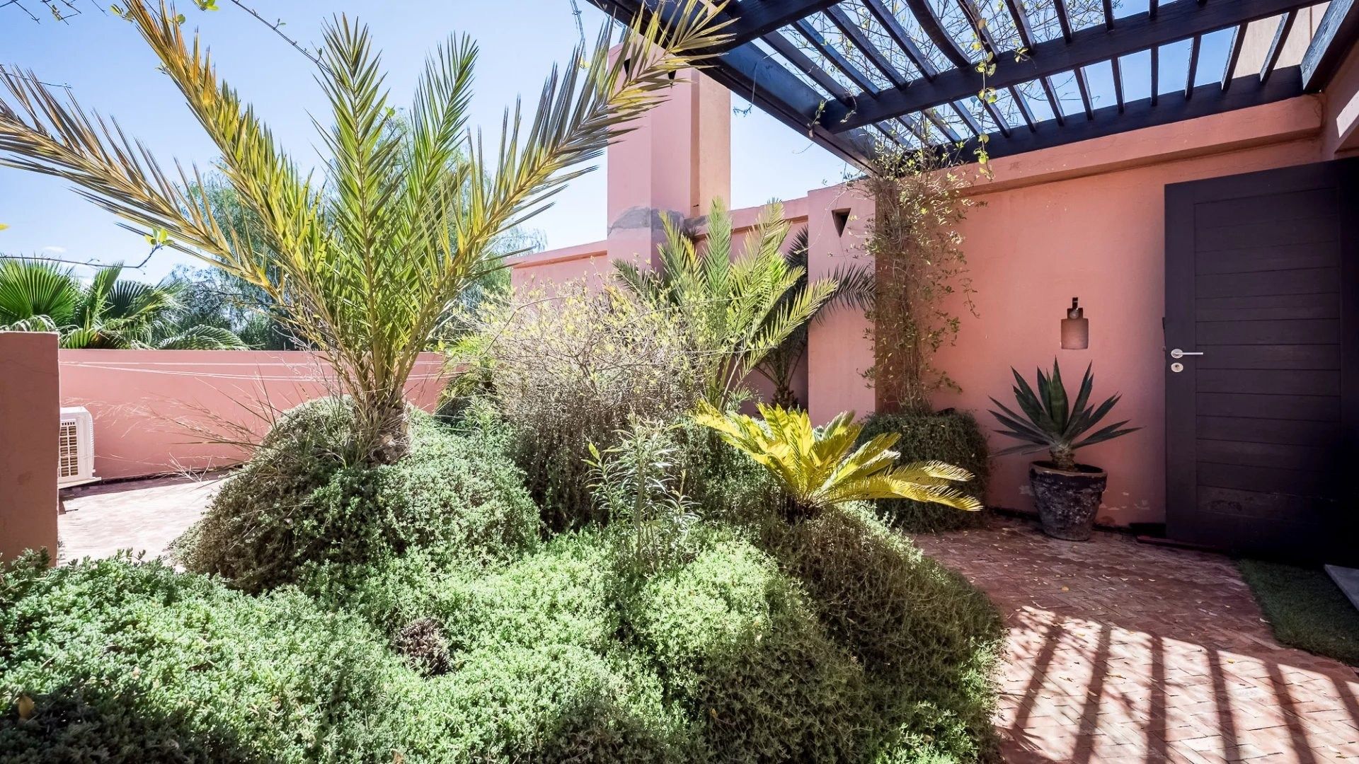 Louer Villa 5&nbsp;pièces 300&nbsp;m² Marrakech