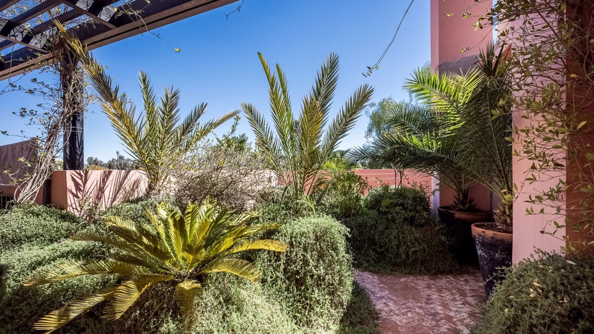 Louer Villa 5&nbsp;pièces 300&nbsp;m² Marrakech
