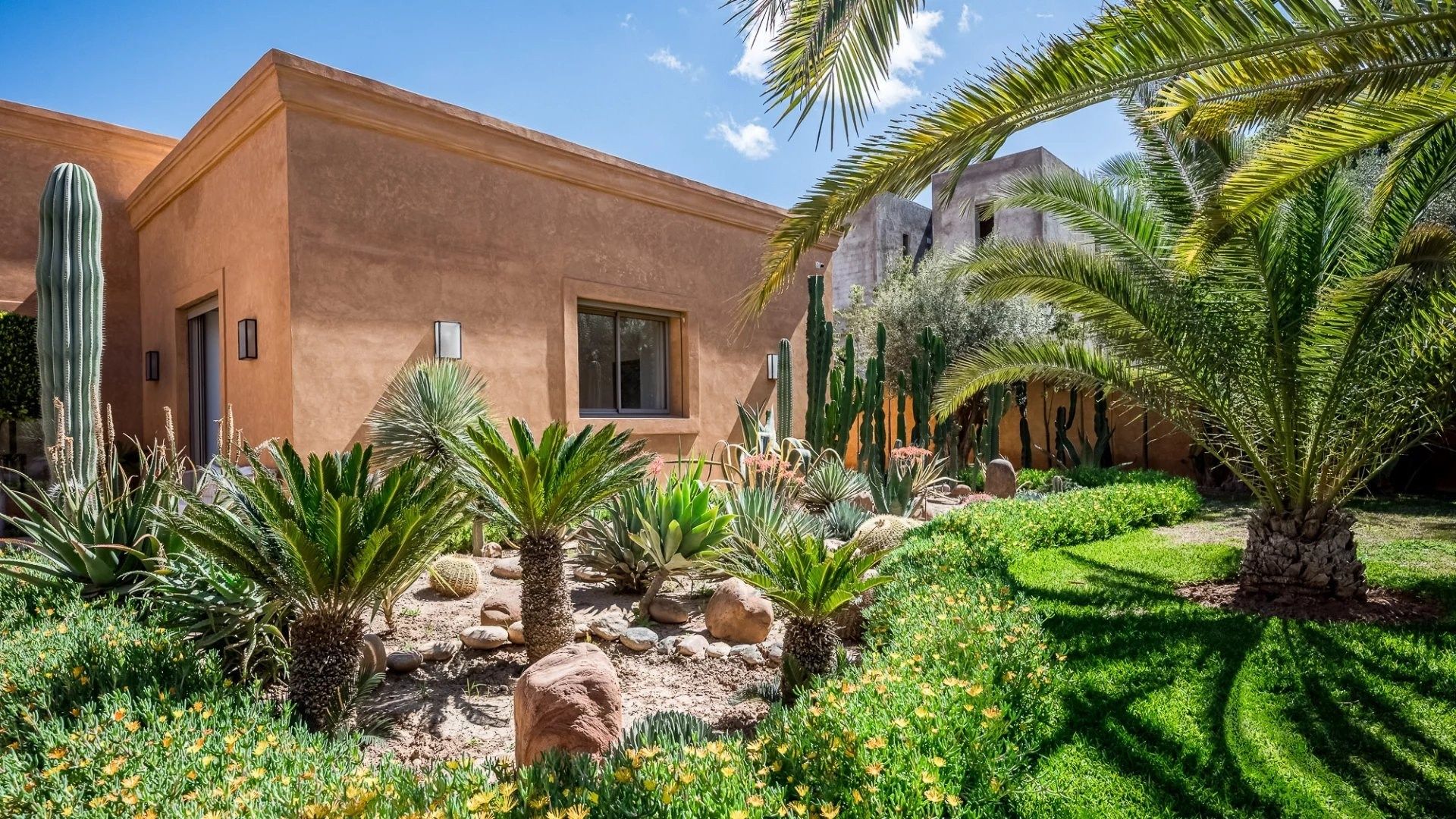 Rent Villa 5&nbsp;rooms 400&nbsp;m² Marrakech
