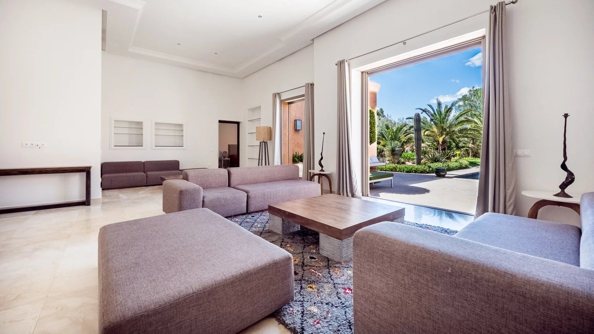 Rent Villa 5&nbsp;rooms 400&nbsp;m² Marrakech