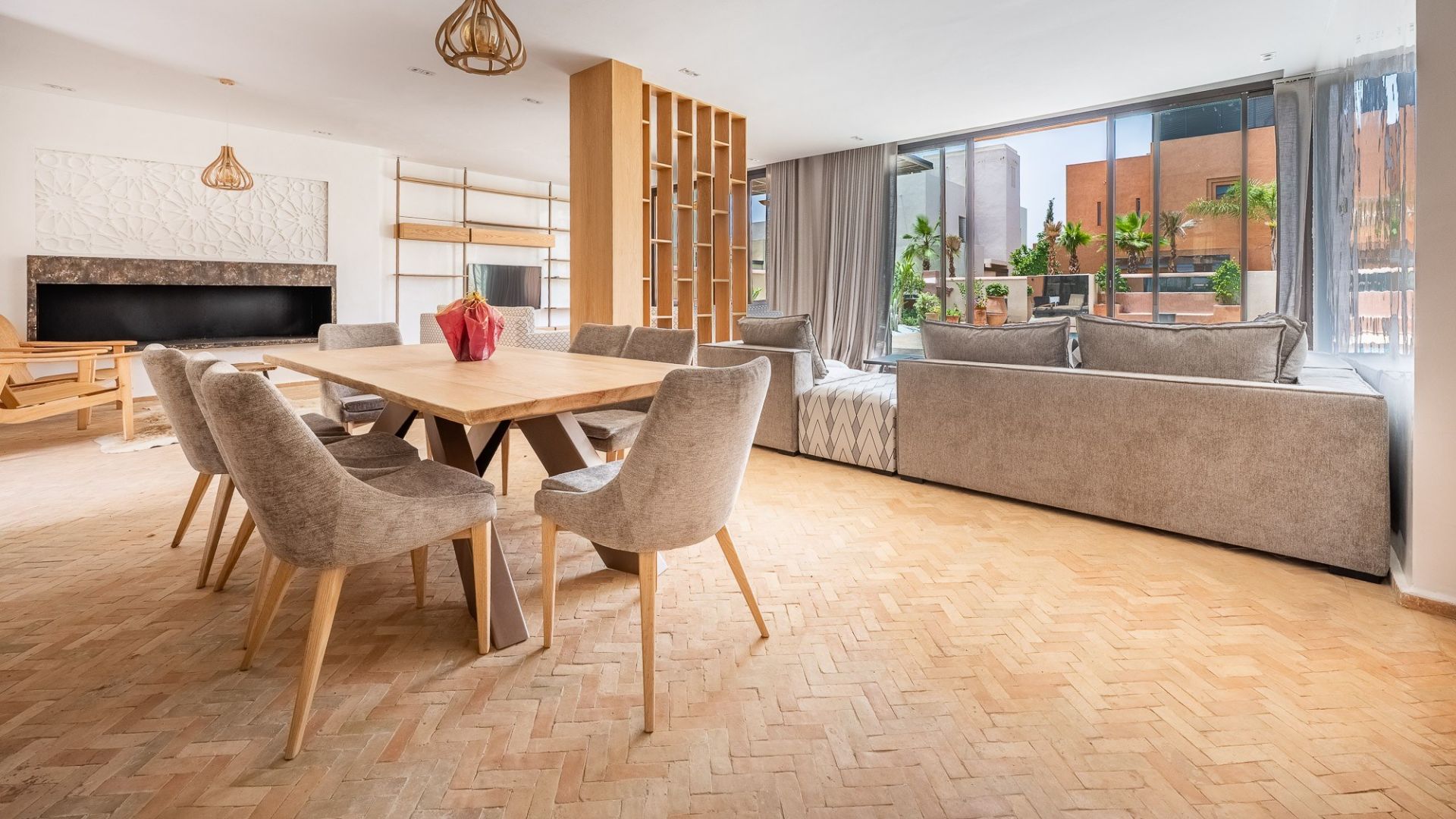 Louer Villa 6&nbsp;pièces 340&nbsp;m² Marrakech