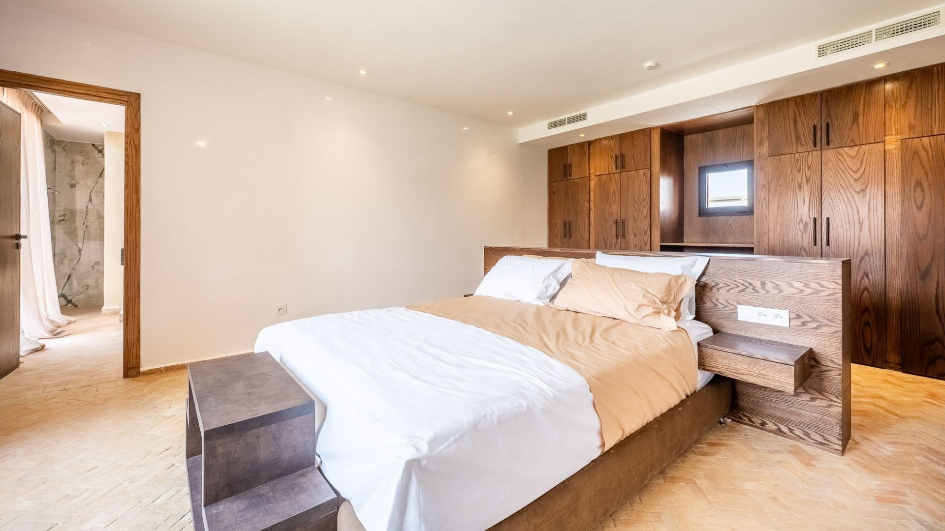 Louer Villa 6&nbsp;pièces 340&nbsp;m² Marrakech