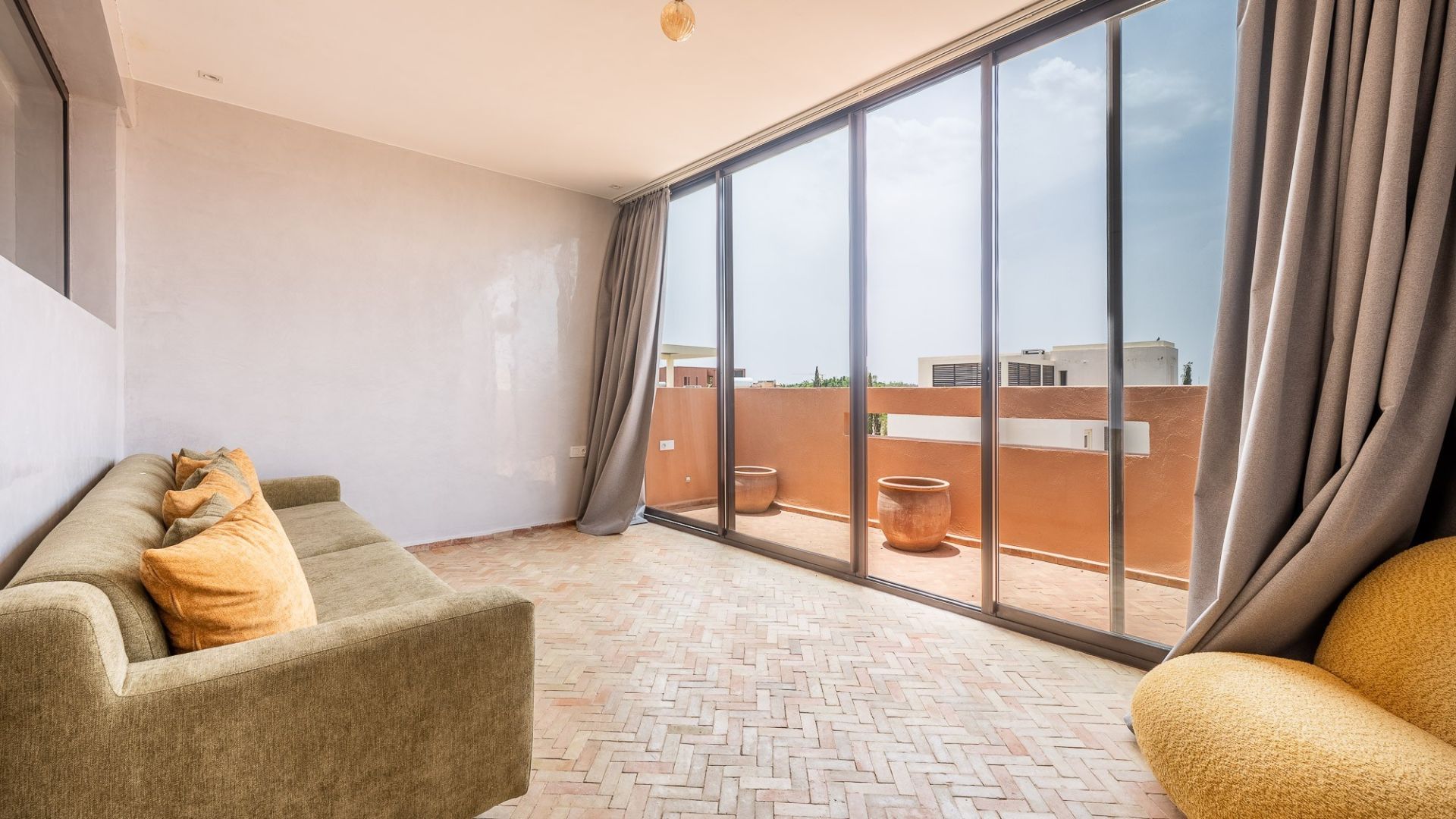 Louer Villa 6&nbsp;pièces 340&nbsp;m² Marrakech