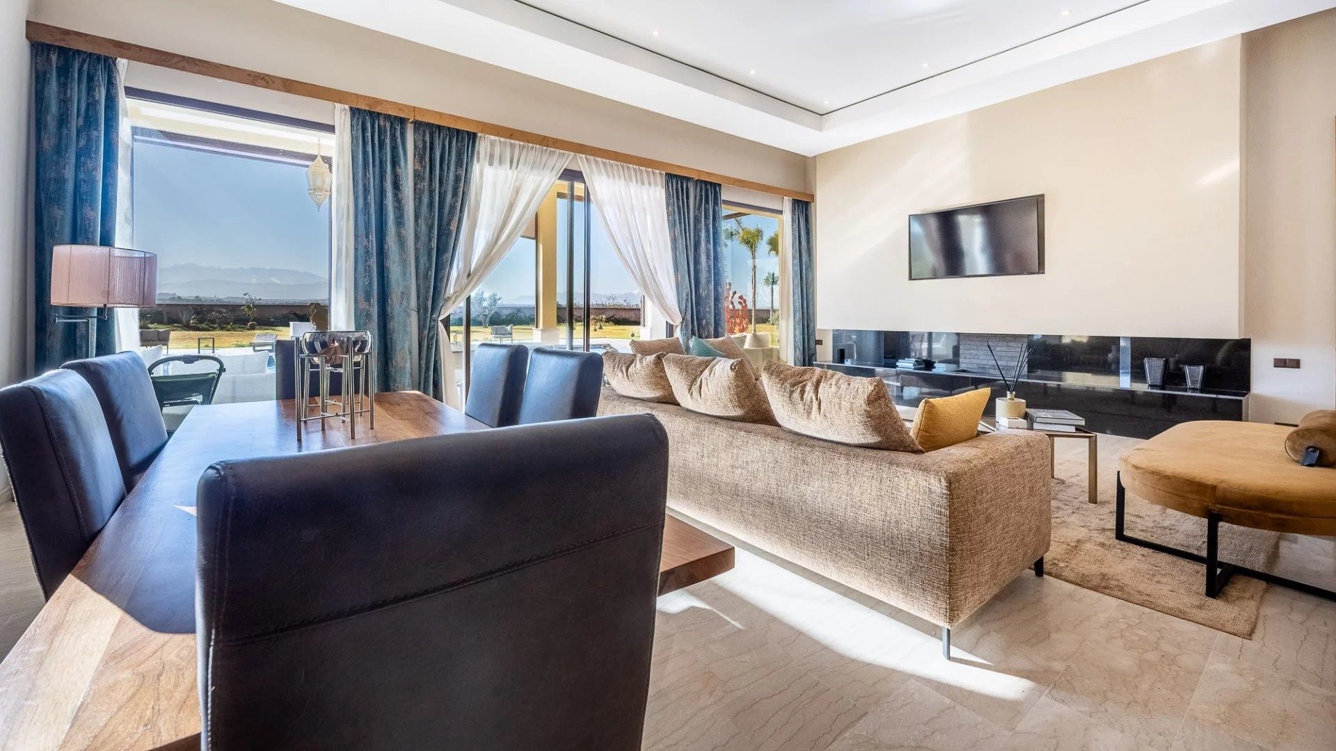 Louer Villa 9&nbsp;pièces 600&nbsp;m² Marrakech