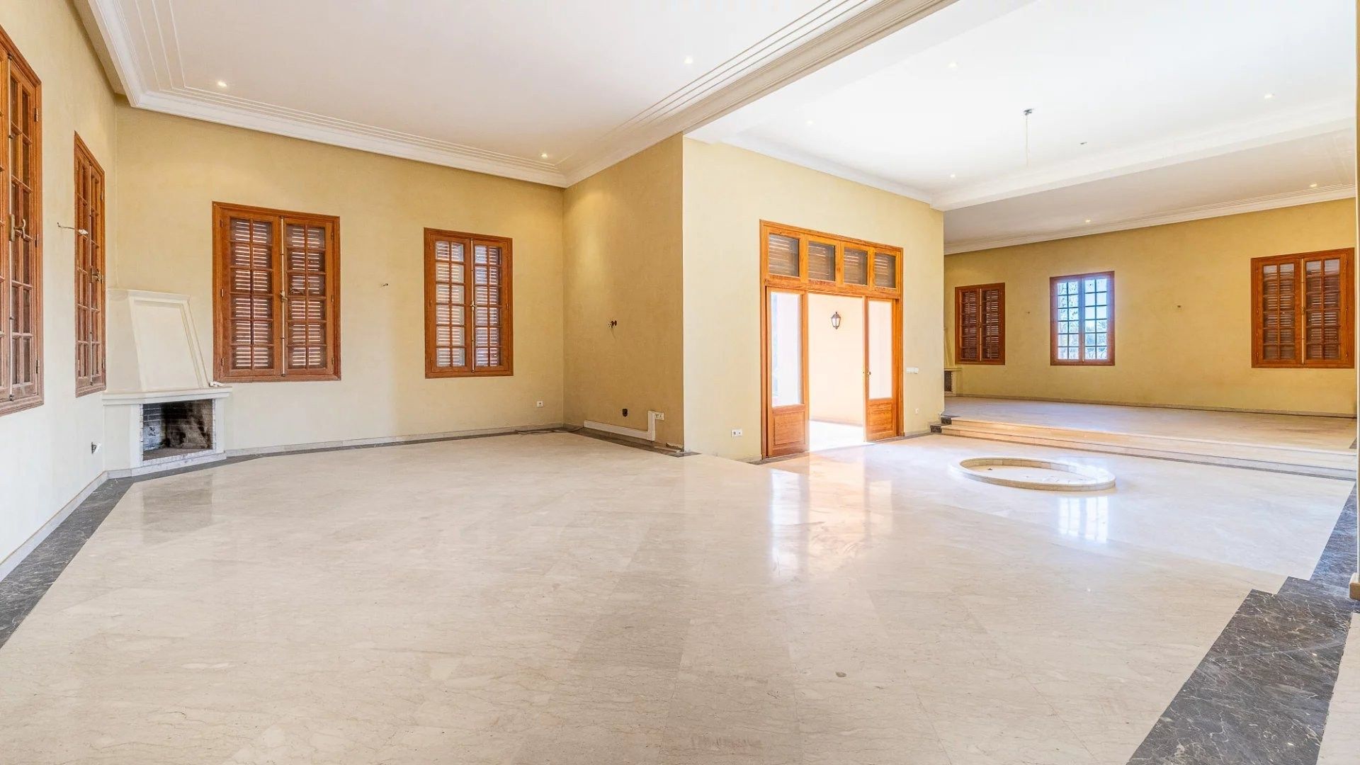 Buy Villa 6&nbsp;rooms 450&nbsp;m² Marrakech