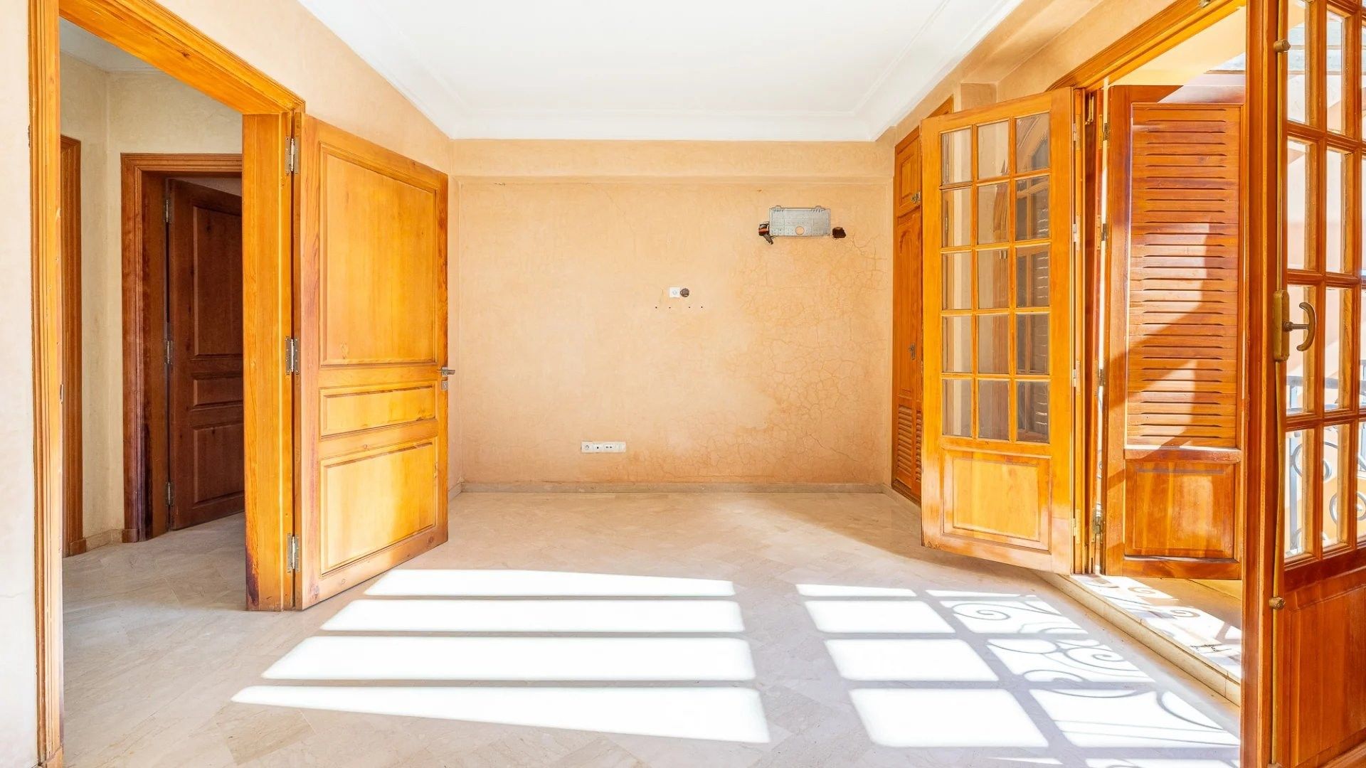 Buy Villa 6&nbsp;rooms 450&nbsp;m² Marrakech