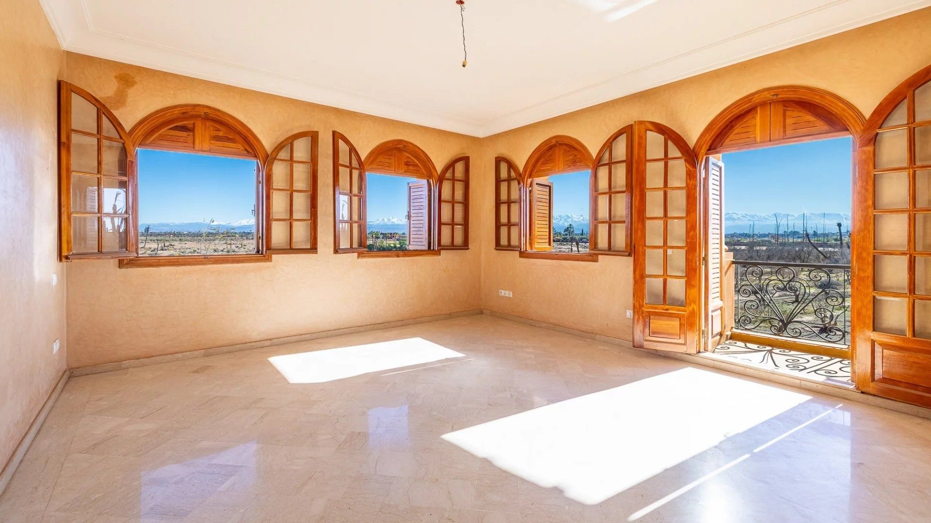 Buy Villa 6&nbsp;rooms 450&nbsp;m² Marrakech