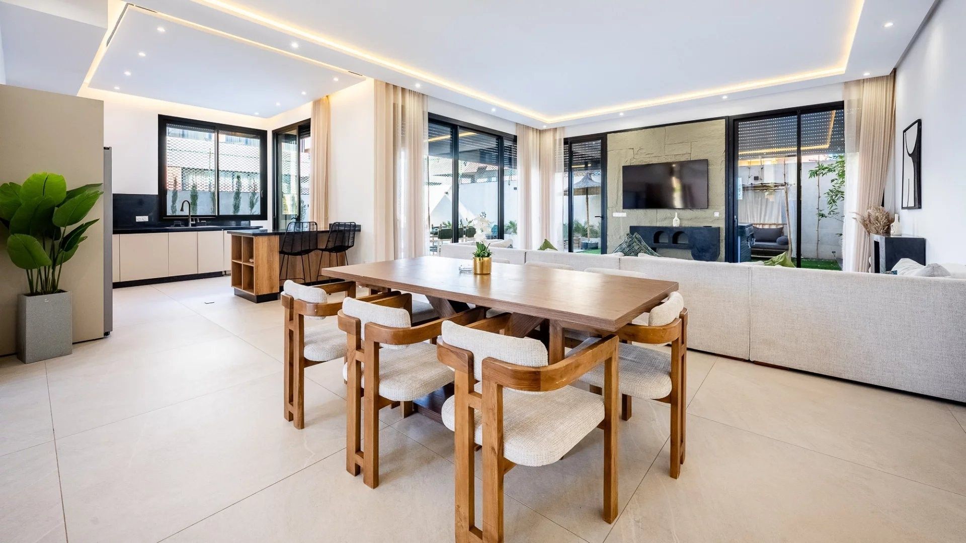 Louer Villa 5&nbsp;pièces 250&nbsp;m² Marrakech