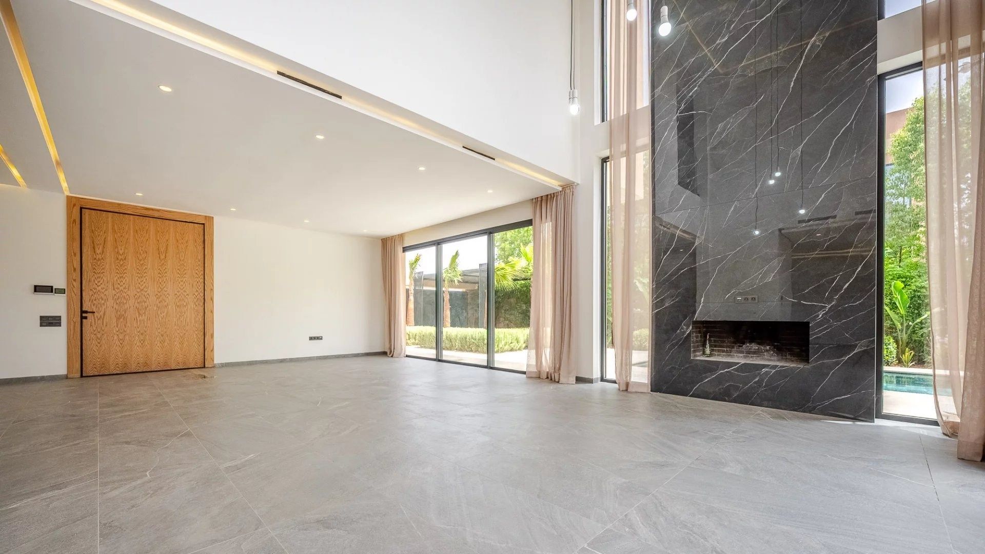 Louer Villa 8&nbsp;pièces 350&nbsp;m² Marrakech