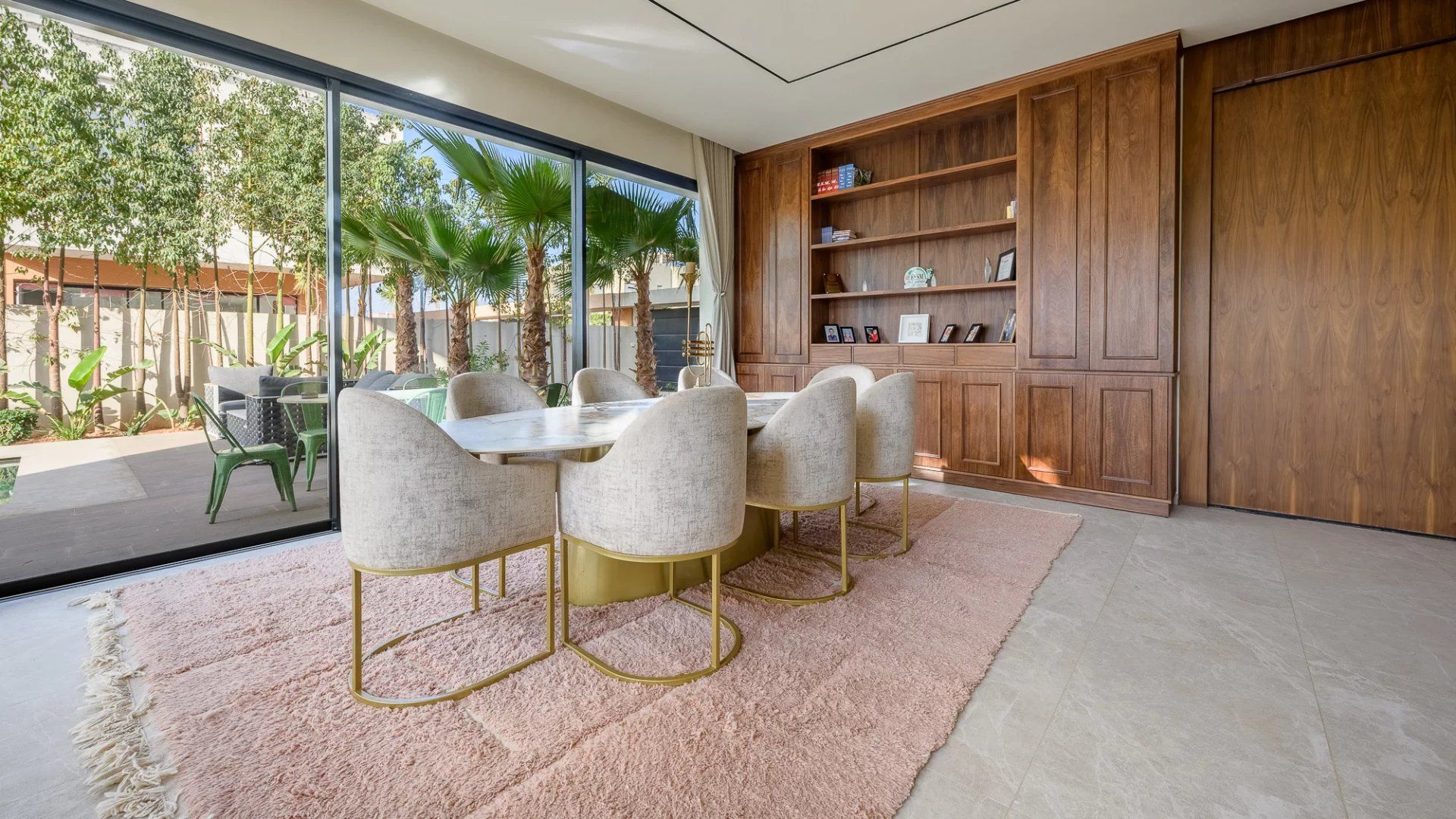 Louer Villa 8&nbsp;pièces 350&nbsp;m² Marrakech