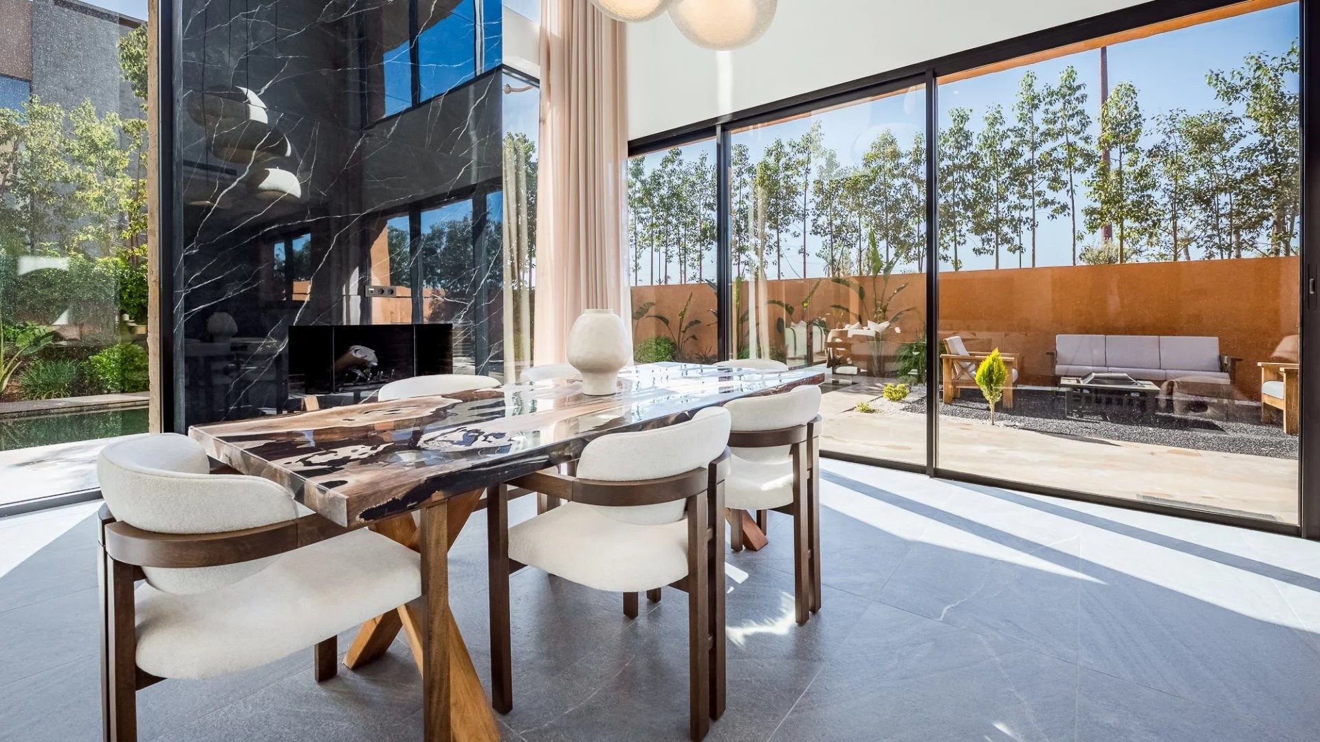 Rent Villa 8&nbsp;rooms 350&nbsp;m² Marrakech