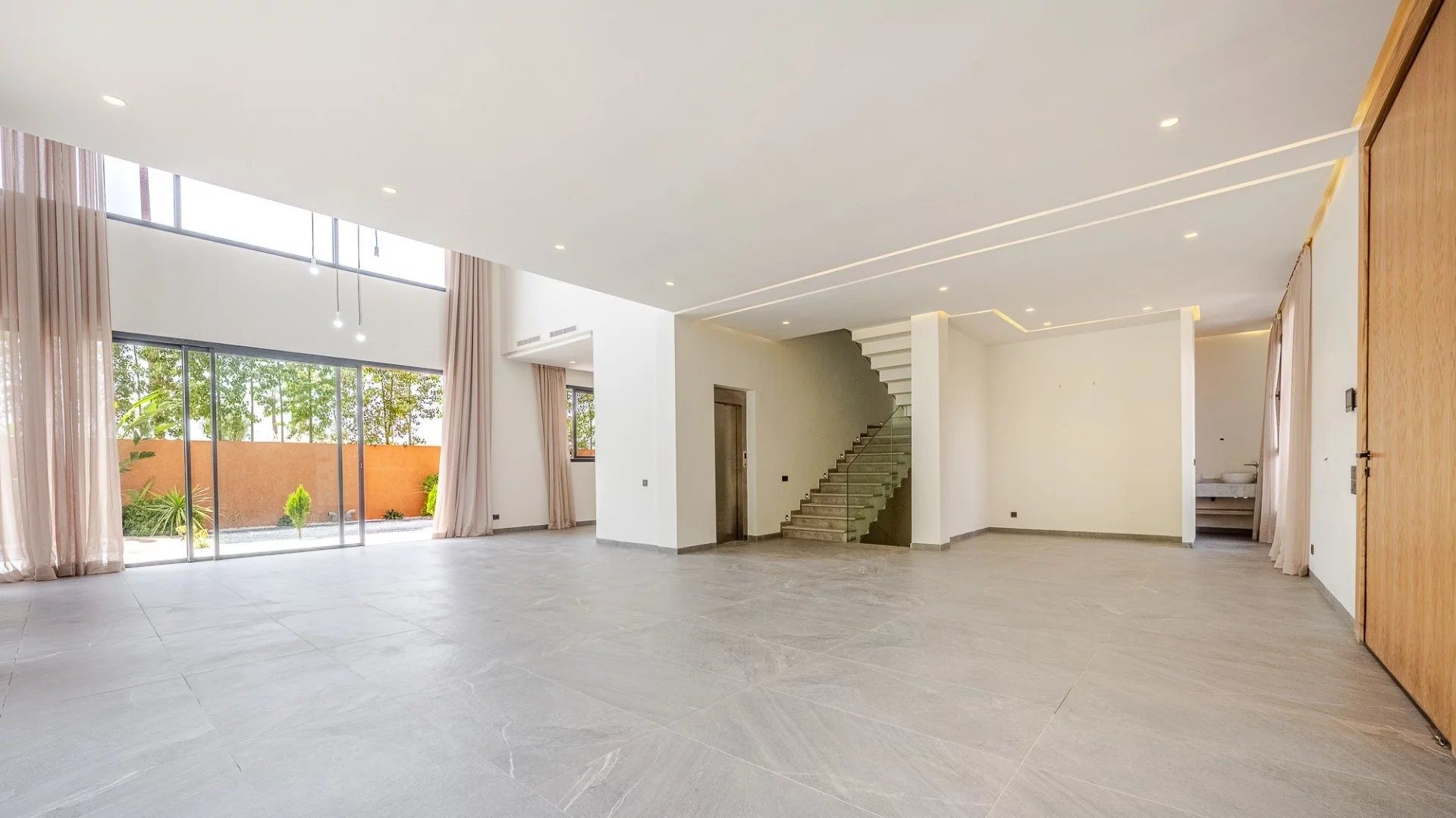 Louer Villa 8&nbsp;pièces 350&nbsp;m² Marrakech