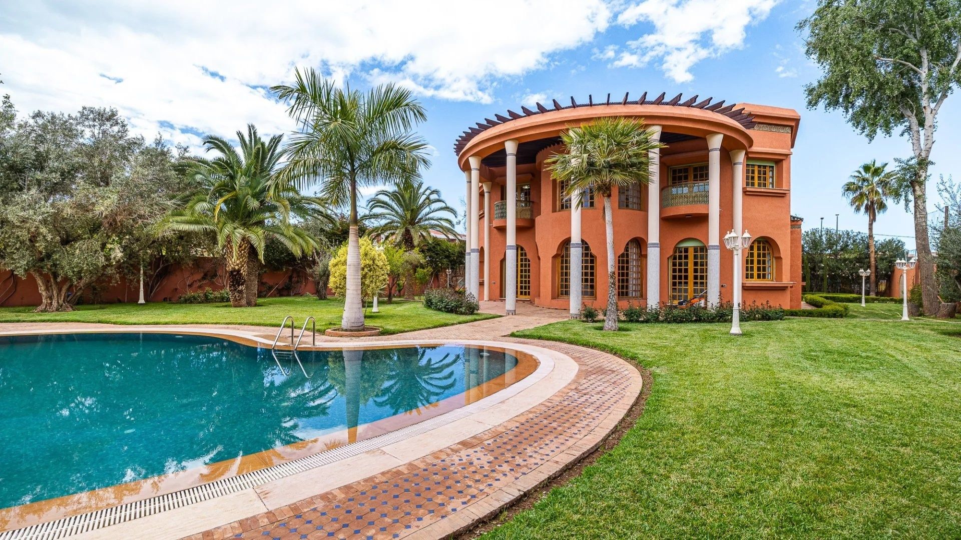 Louer Villa 10&nbsp;pièces 900&nbsp;m² Marrakech