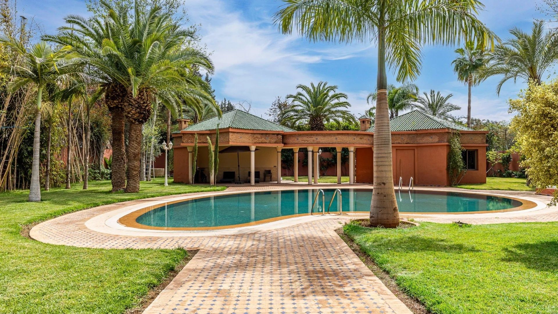 Louer Villa 10&nbsp;pièces 900&nbsp;m² Marrakech