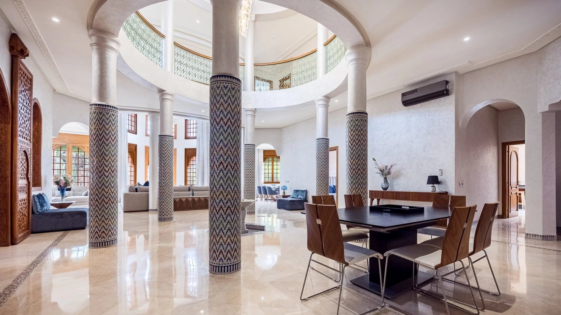 Louer Villa 10&nbsp;pièces 900&nbsp;m² Marrakech