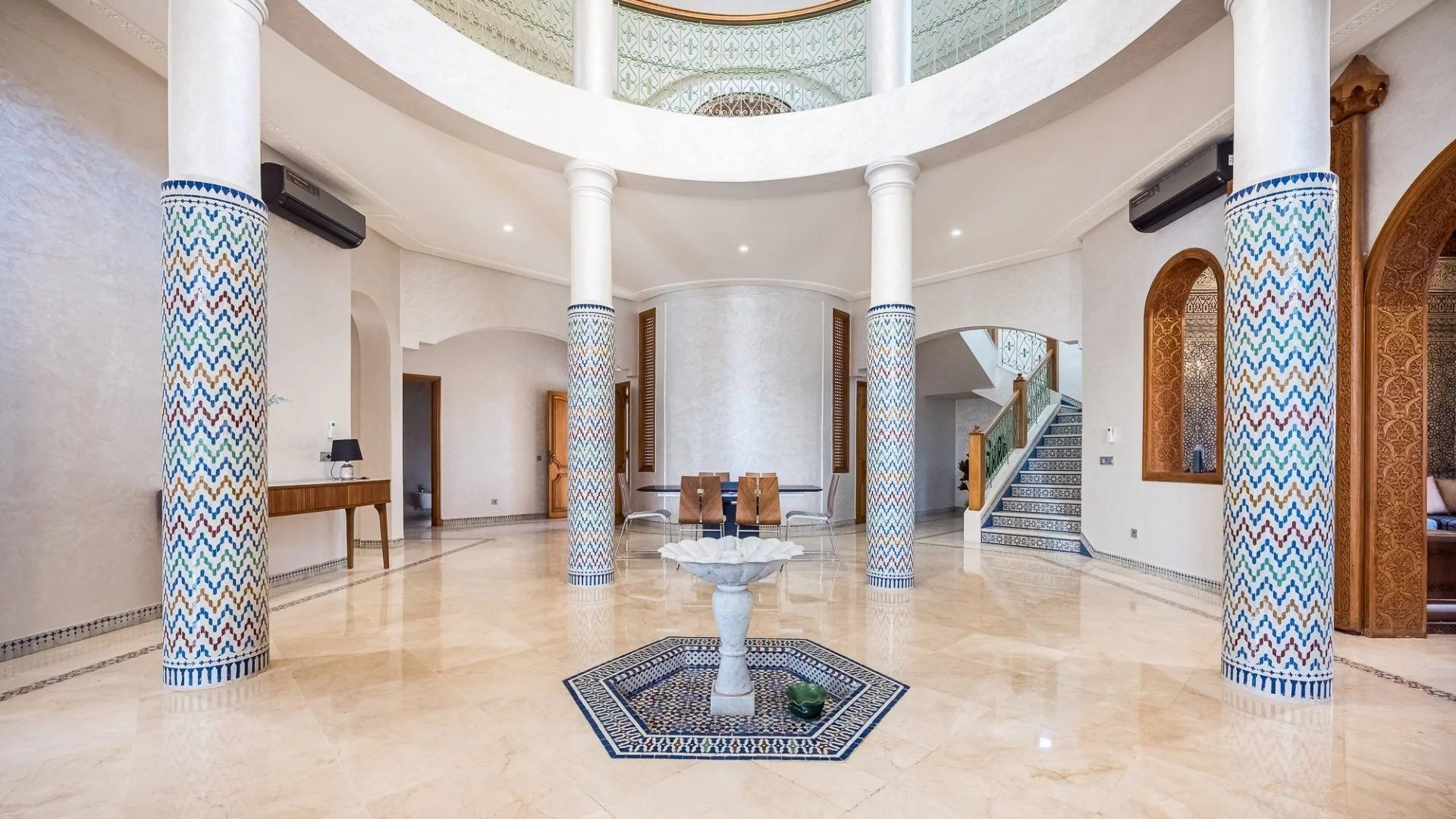 Louer Villa 10&nbsp;pièces 900&nbsp;m² Marrakech