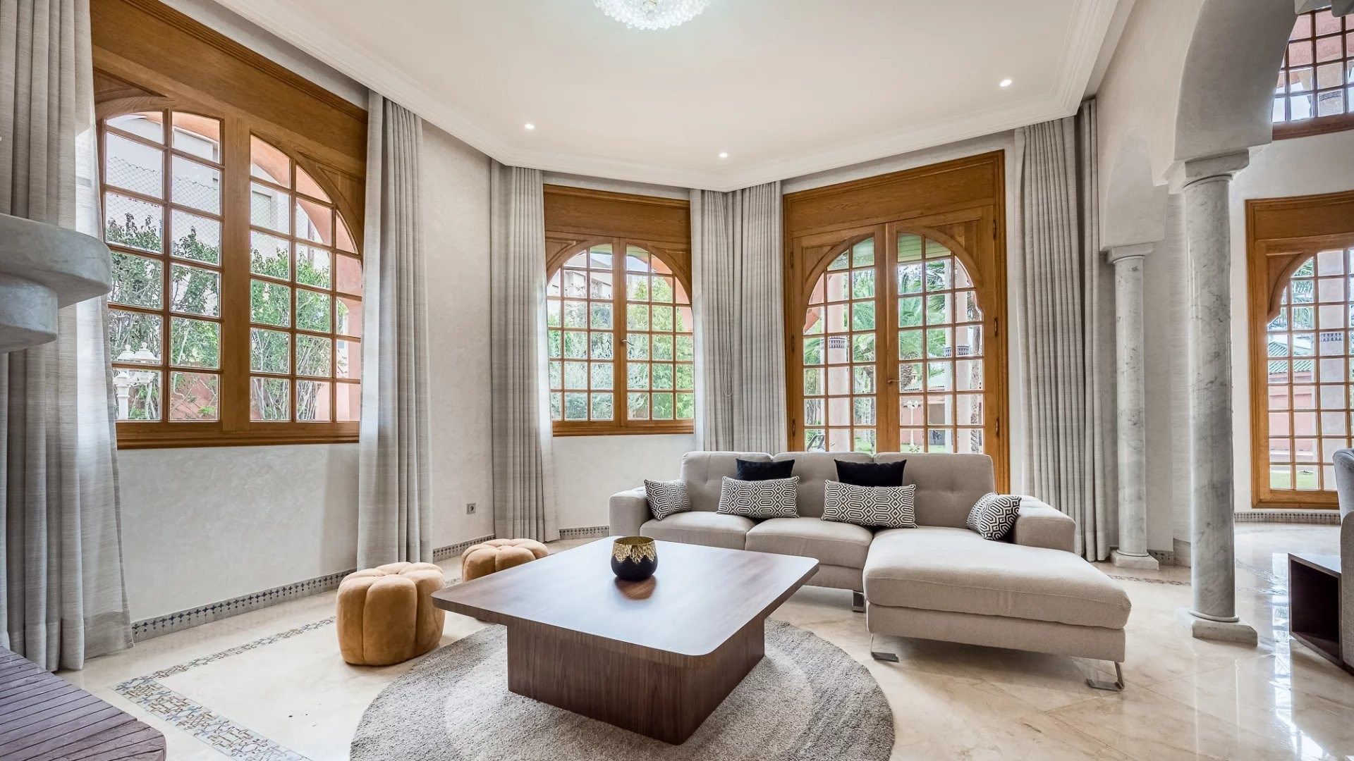 Louer Villa 10&nbsp;pièces 900&nbsp;m² Marrakech