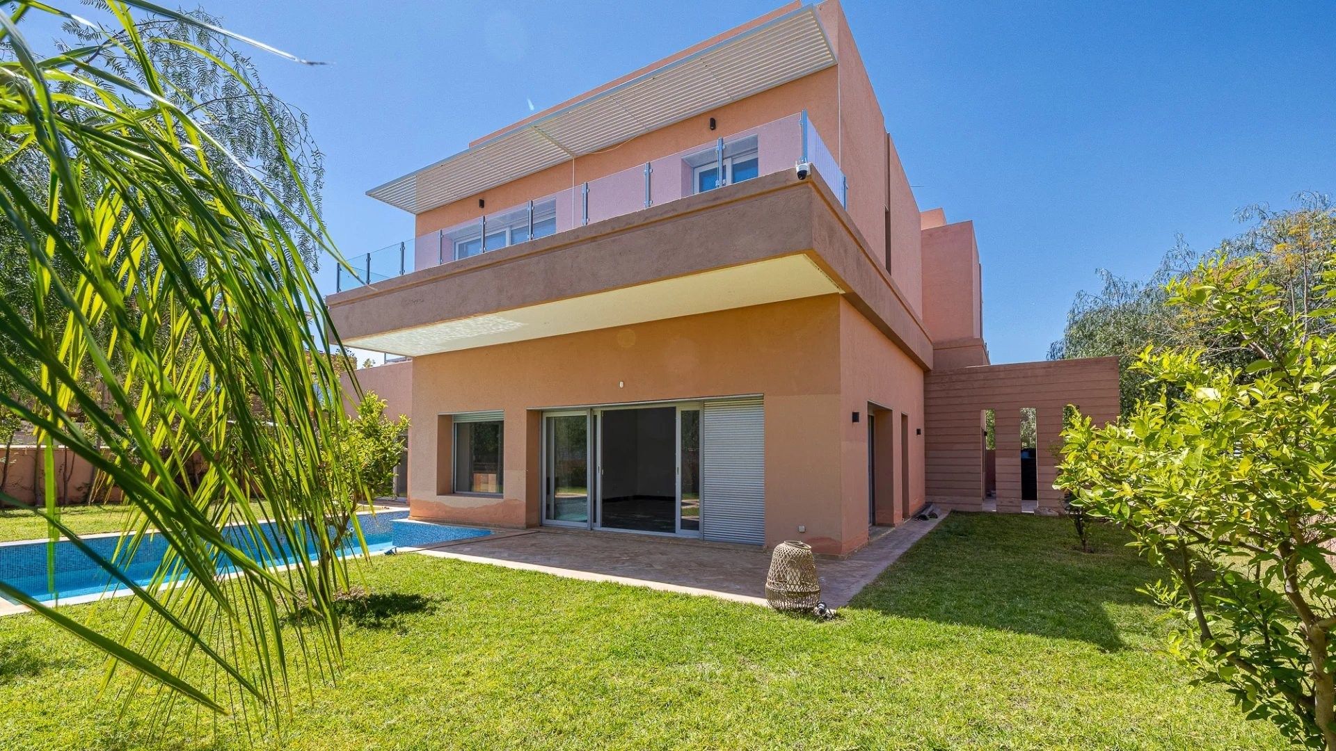 Louer Villa 8&nbsp;pièces 450&nbsp;m² Marrakech