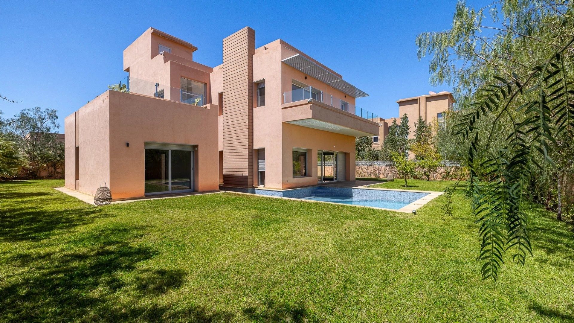 Louer Villa 8&nbsp;pièces 450&nbsp;m² Marrakech