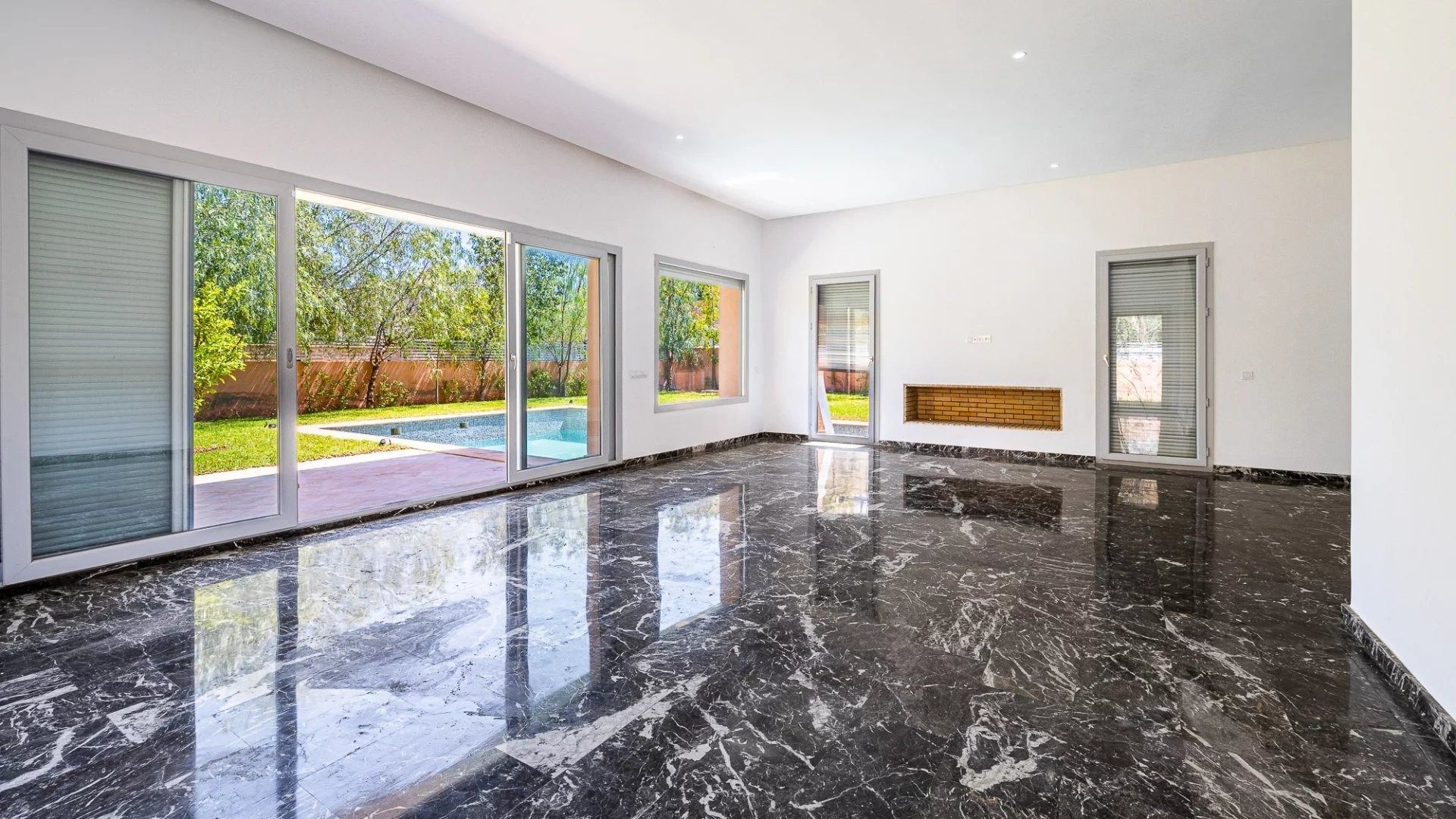 Louer Villa 8&nbsp;pièces 450&nbsp;m² Marrakech