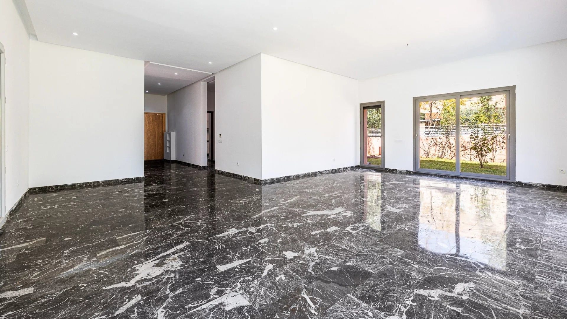 Louer Villa 8&nbsp;pièces 450&nbsp;m² Marrakech