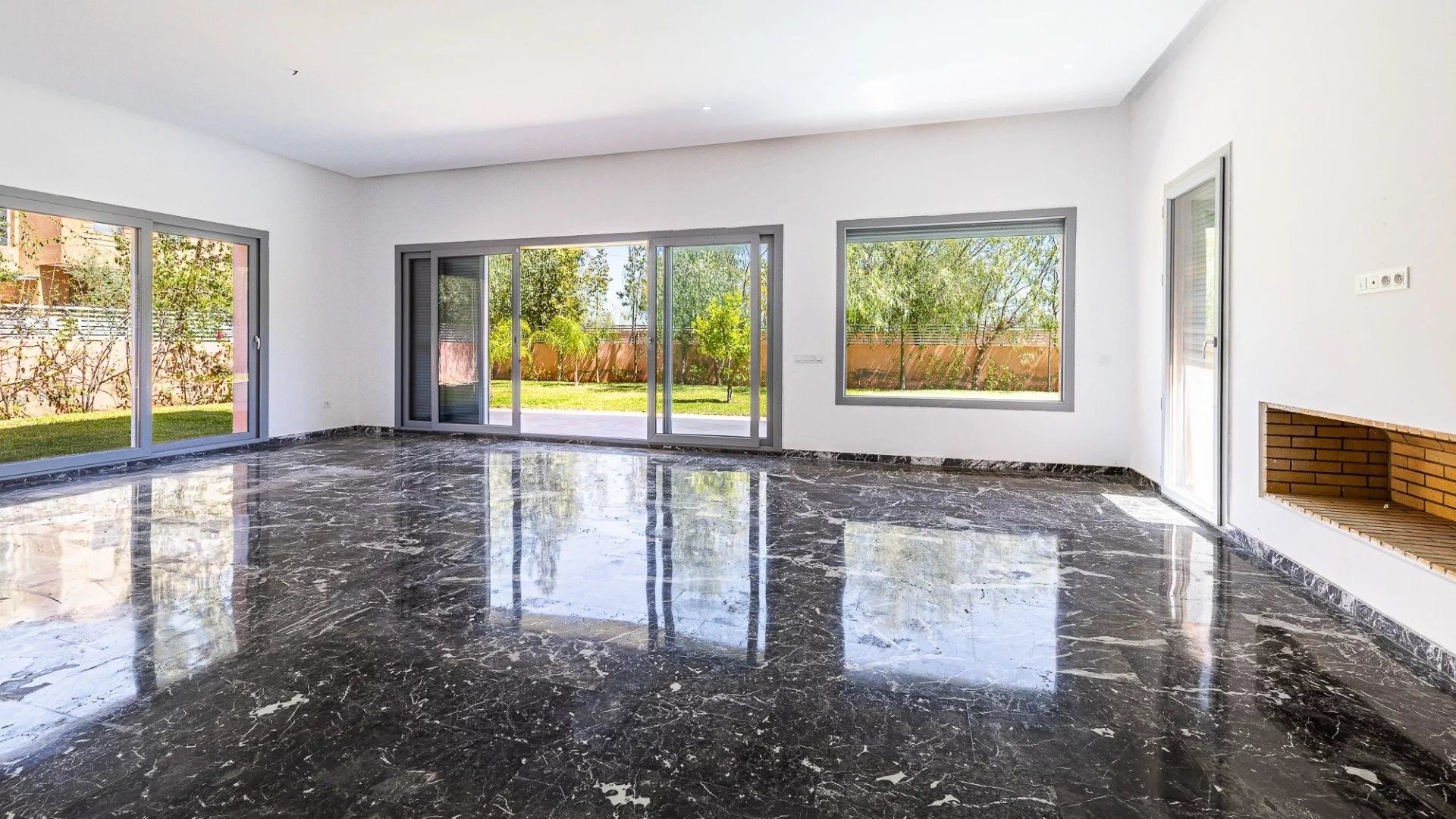 Louer Villa 8&nbsp;pièces 450&nbsp;m² Marrakech