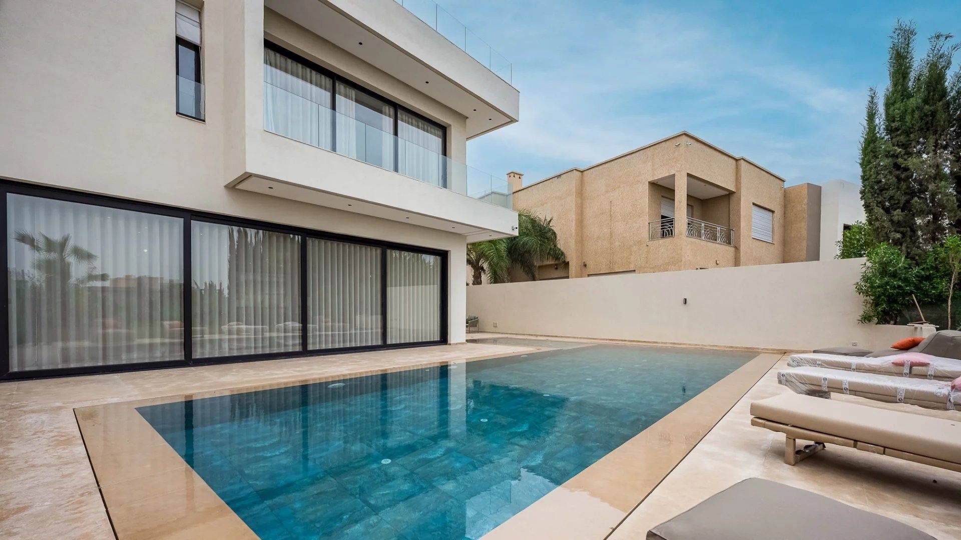 Rent Villa 5&nbsp;rooms 400&nbsp;m² Marrakech