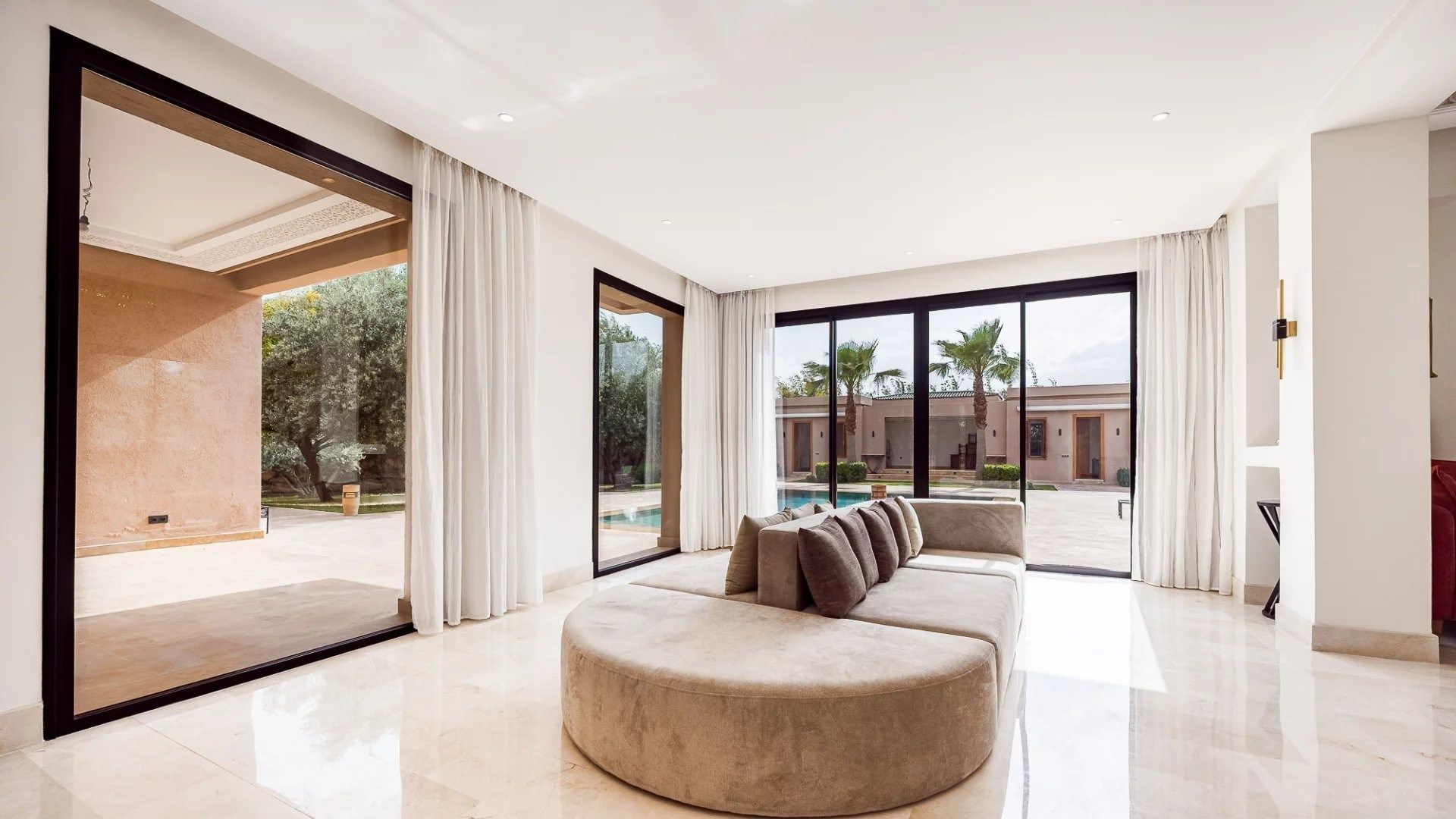 Buy Villa 9&nbsp;rooms 780&nbsp;m² Marrakech