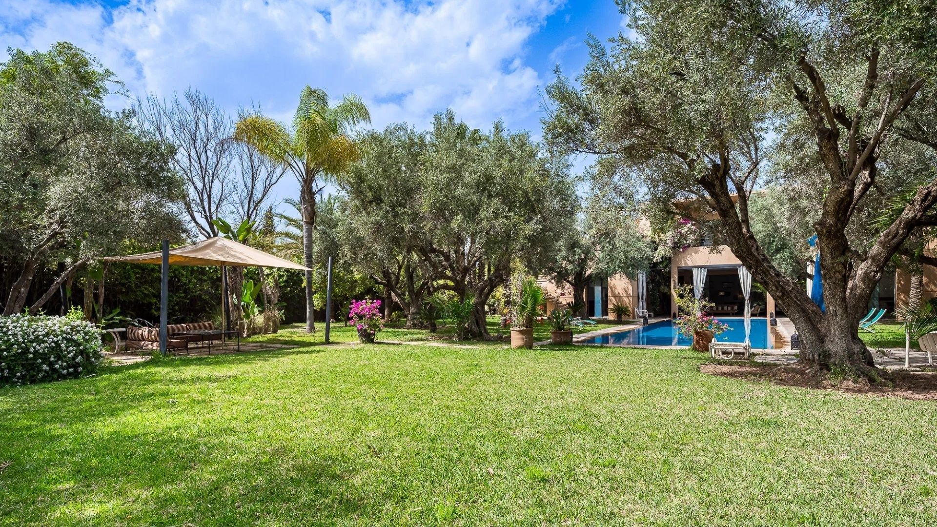 Buy Villa 11&nbsp;rooms 500&nbsp;m² Marrakech