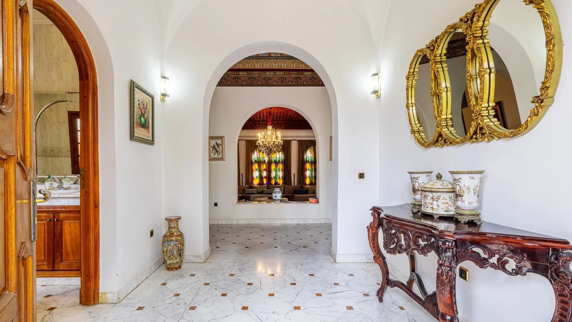 Buy Villa 15&nbsp;rooms 1512&nbsp;m² Marrakech
