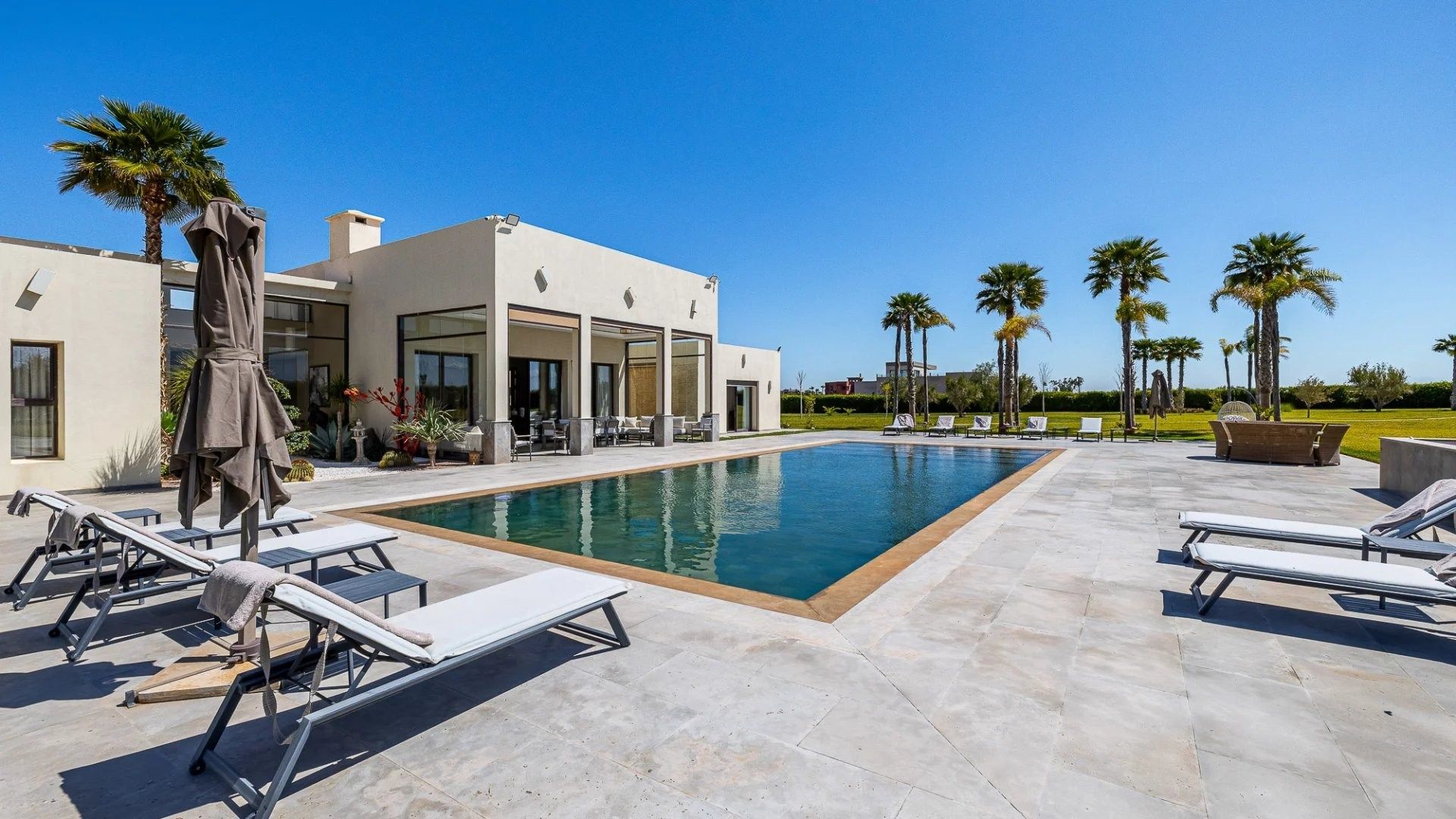 Rent Villa 9&nbsp;rooms 600&nbsp;m² Marrakech
