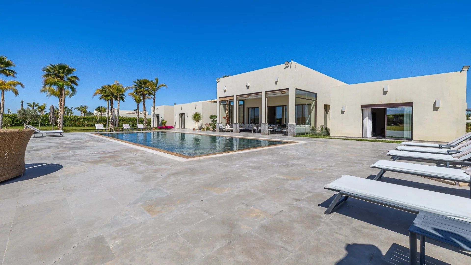 Rent Villa 9&nbsp;rooms 600&nbsp;m² Marrakech