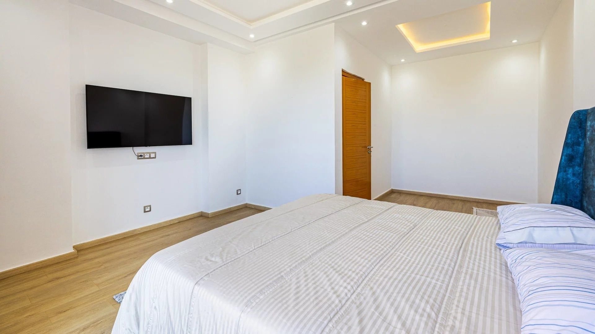 Rent Villa 6&nbsp;rooms 220&nbsp;m² Marrakech