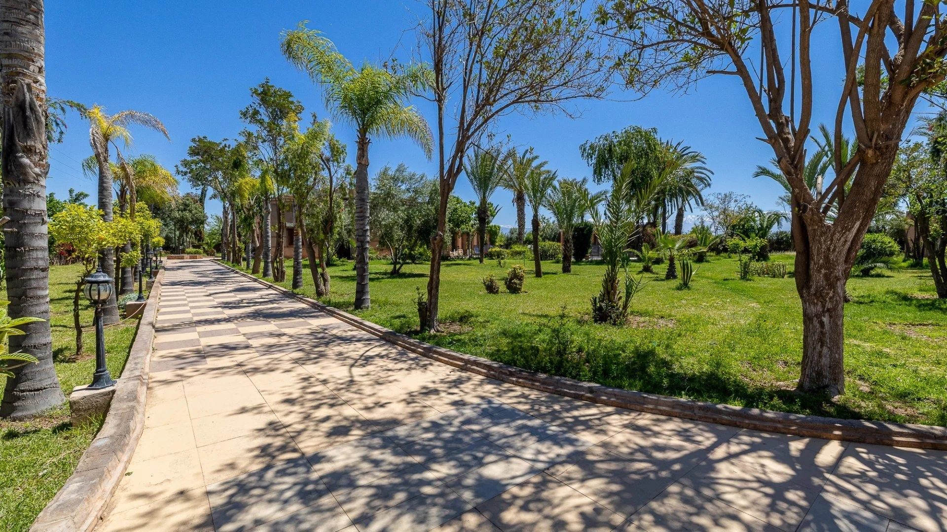 Buy Villa 5&nbsp;rooms 475&nbsp;m² Marrakech