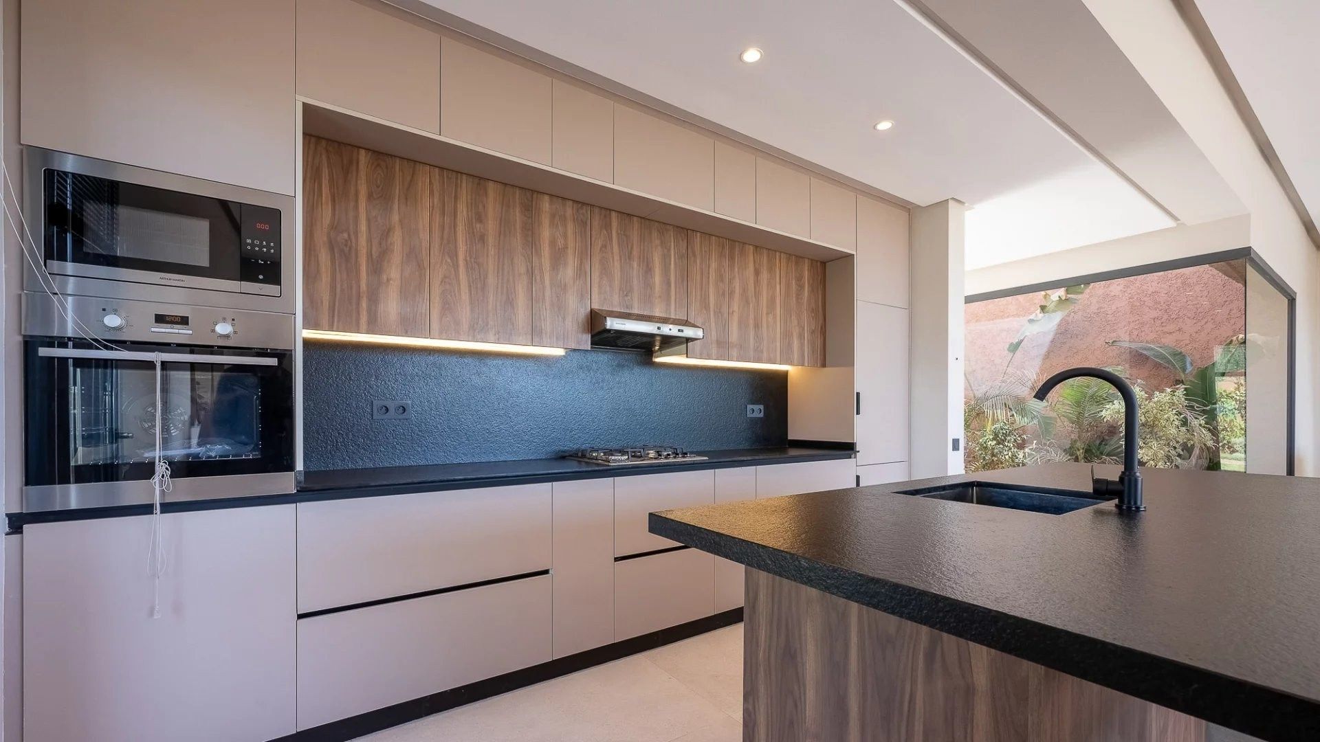 Rent Villa 6&nbsp;rooms 269&nbsp;m² Marrakech
