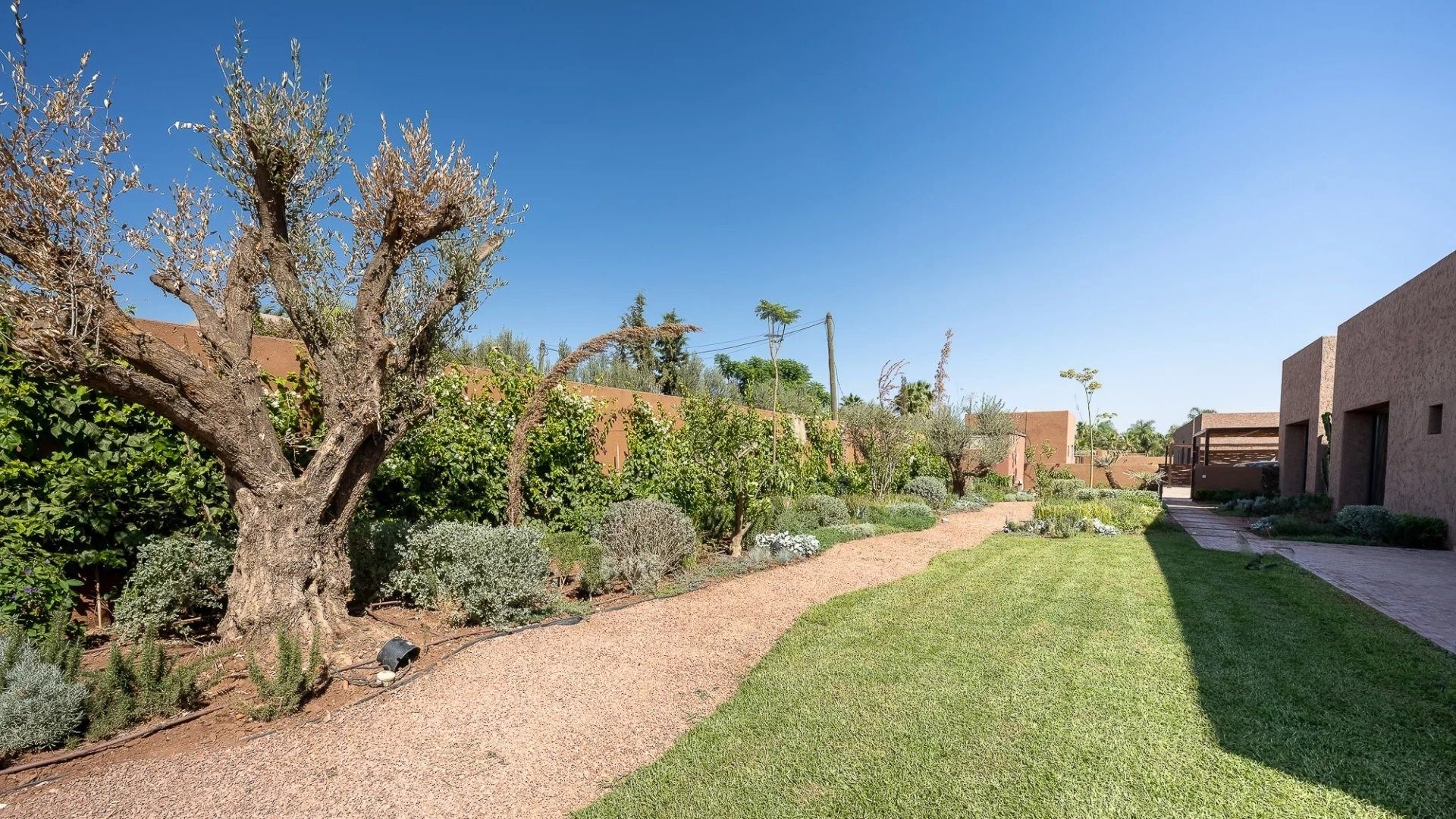 Louer Villa 6&nbsp;pièces 269&nbsp;m² Marrakech