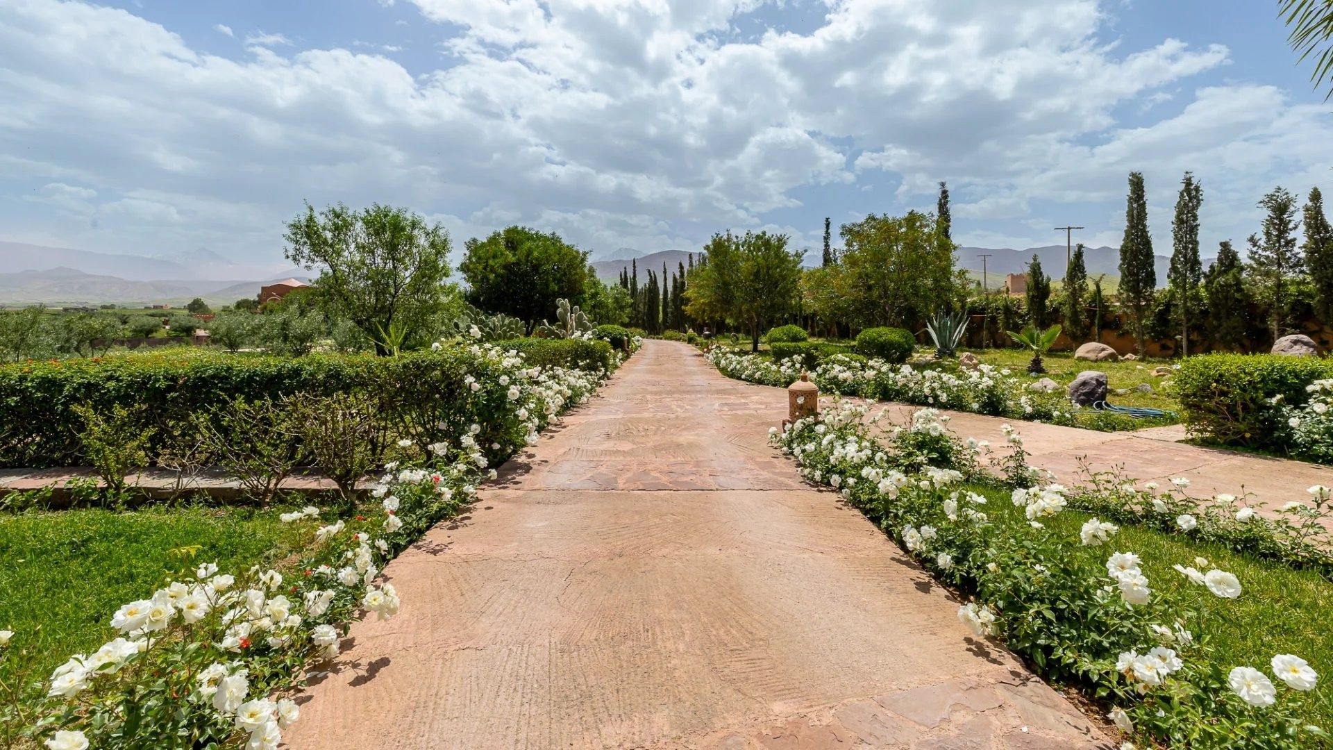 Buy Villa 15&nbsp;rooms 1100&nbsp;m² Marrakech