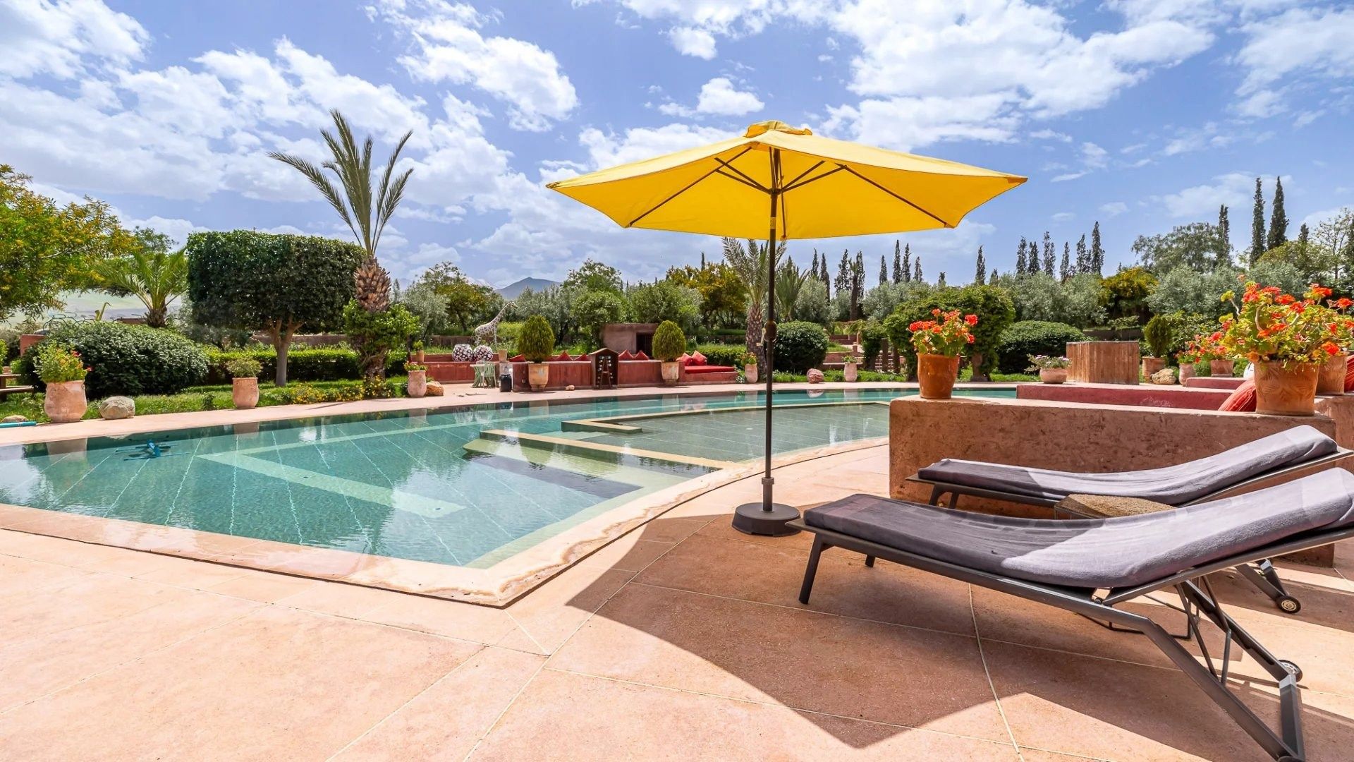 Buy Villa 15&nbsp;rooms 1100&nbsp;m² Marrakech