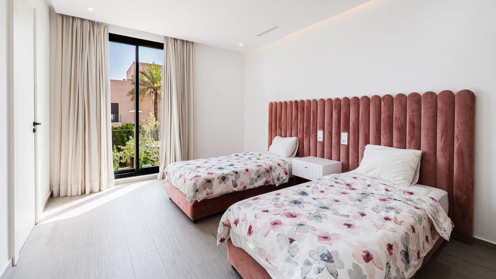 Buy Villa 8&nbsp;rooms 435&nbsp;m² Marrakech