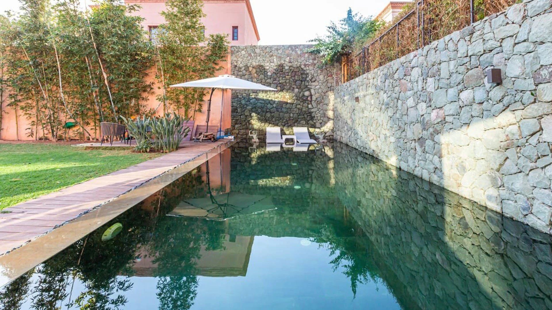 Louer Villa 5&nbsp;pièces 350&nbsp;m² Marrakech
