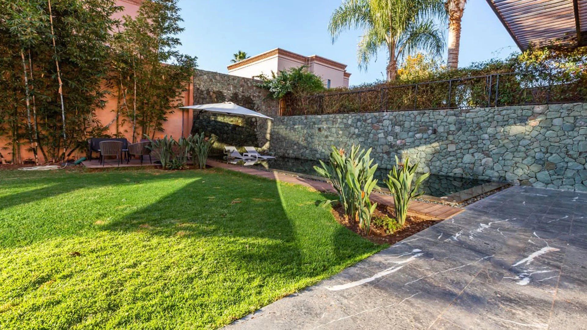 Louer Villa 5&nbsp;pièces 350&nbsp;m² Marrakech